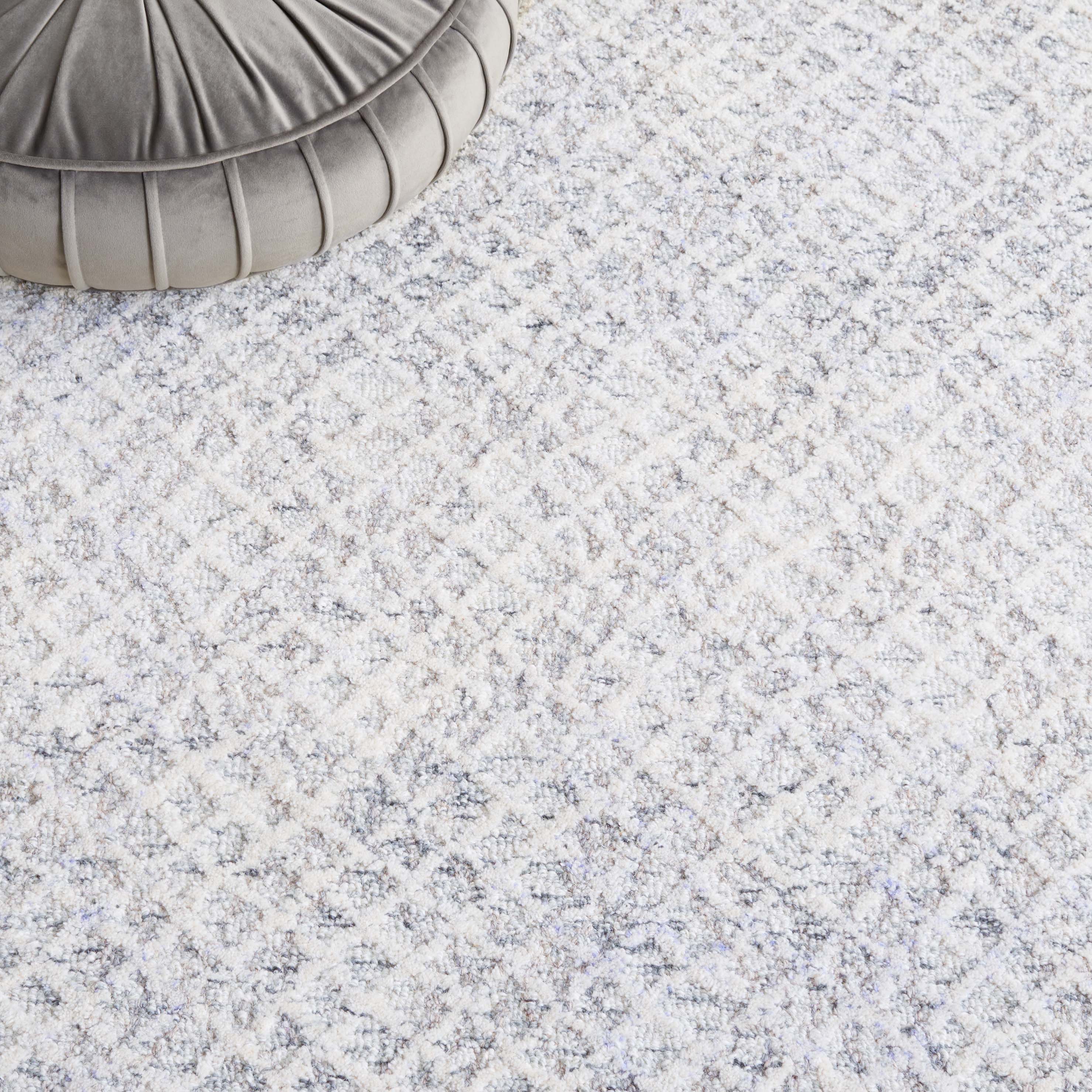 Safavieh Ebony 103 Rug, EBN103 - Grey / Ivory