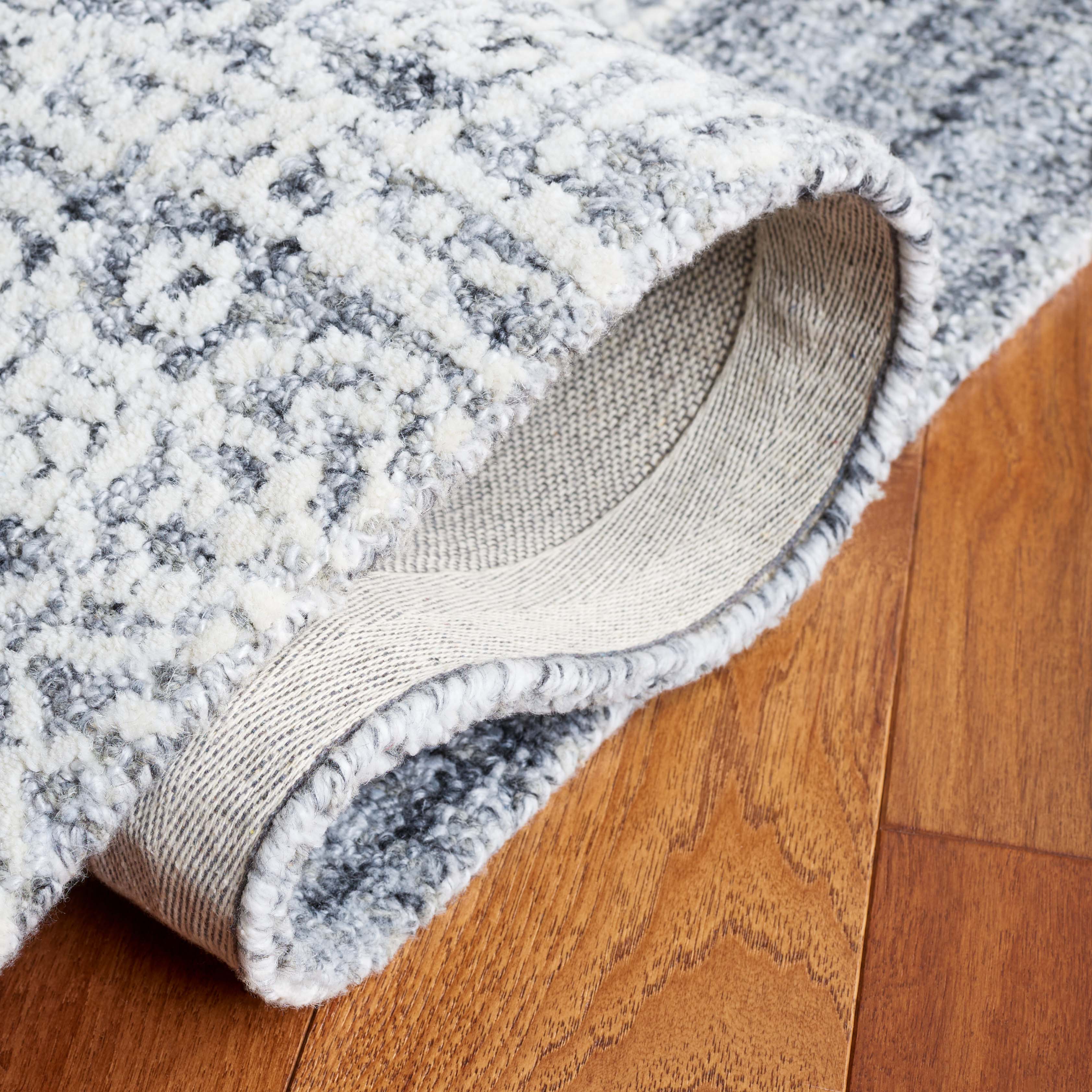 Safavieh Ebony 106 Rug, EBN106 - Grey / Ivory