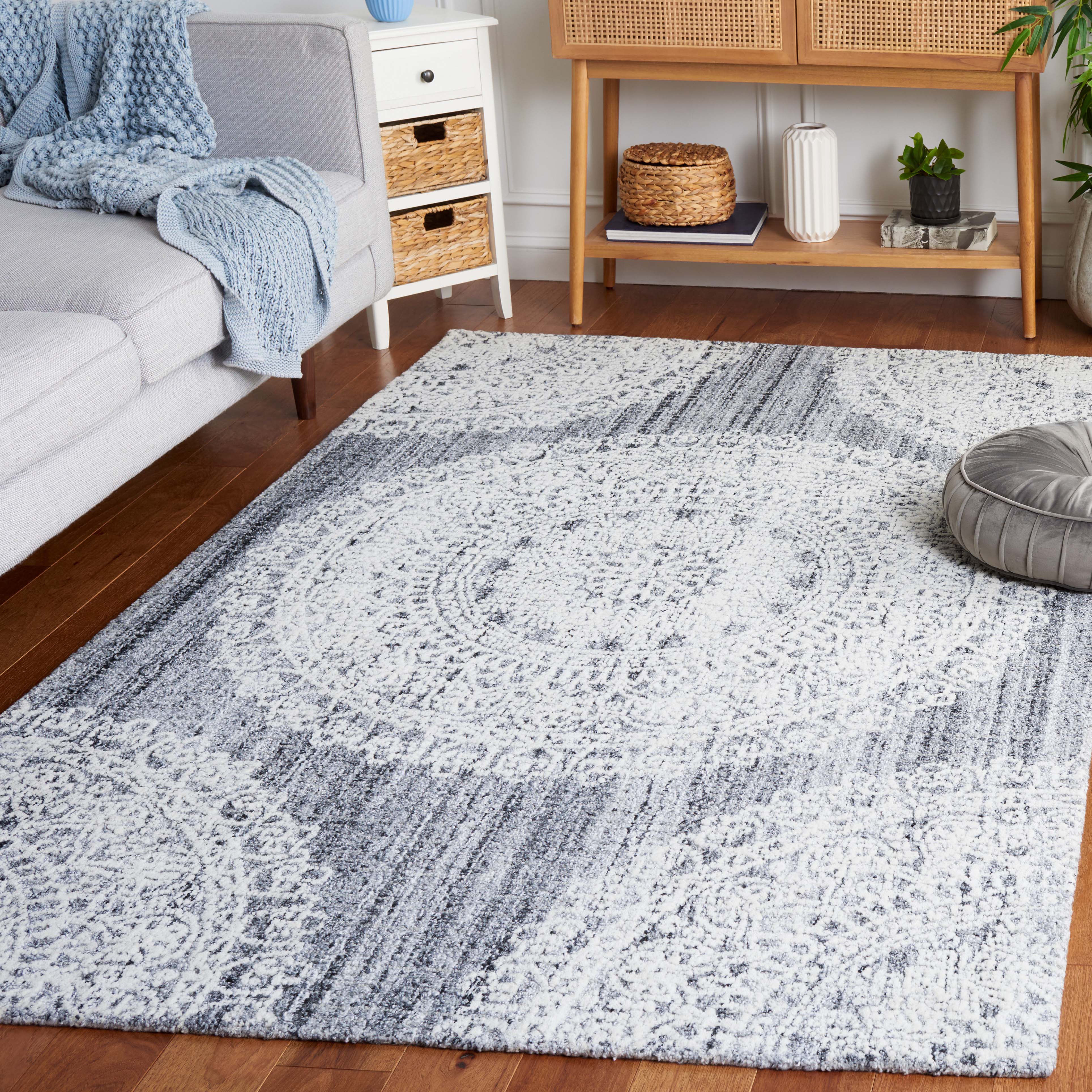 Safavieh Ebony 106 Rug, EBN106 - Grey / Ivory
