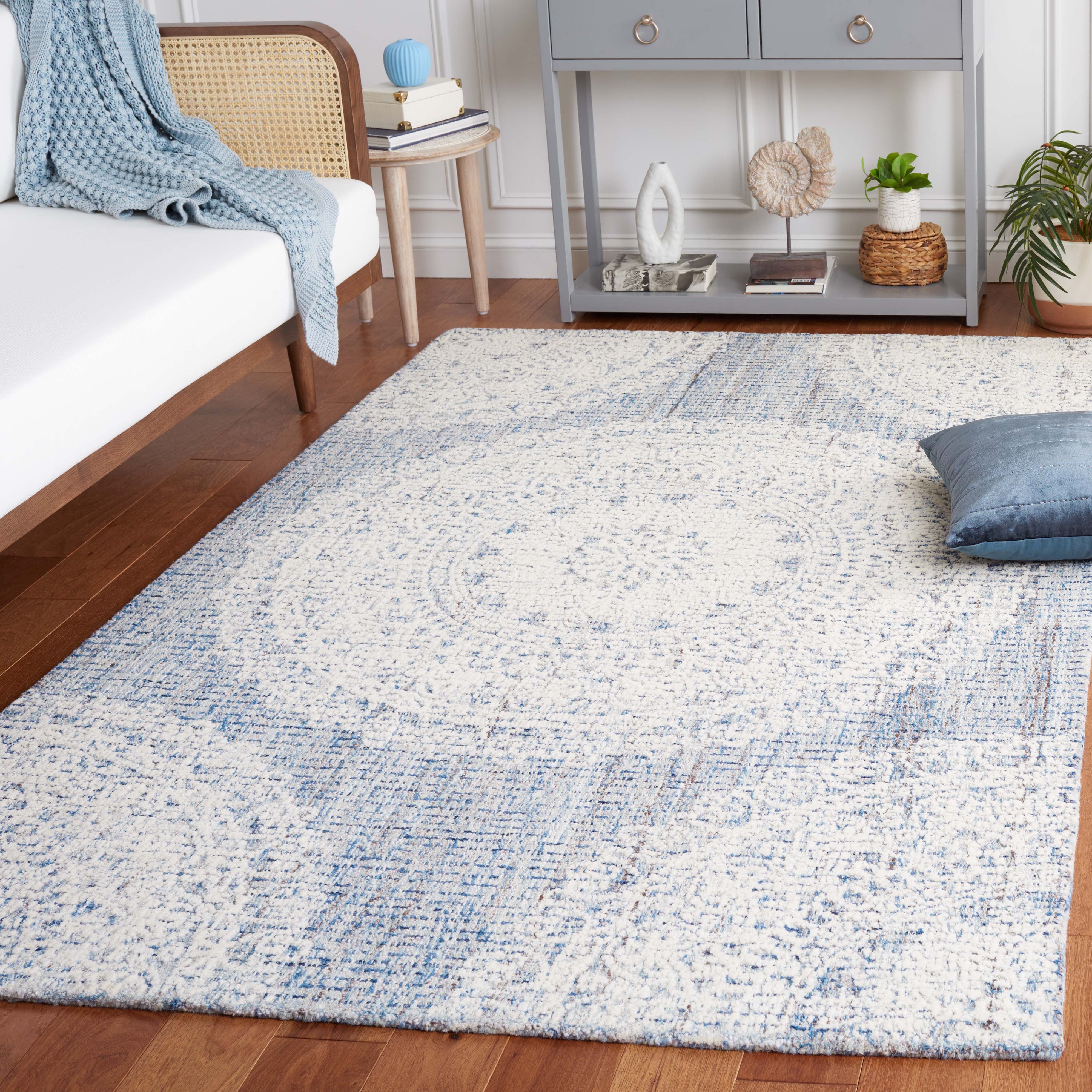 Safavieh Ebony 106 Rug, EBN106 - Blue / Ivory