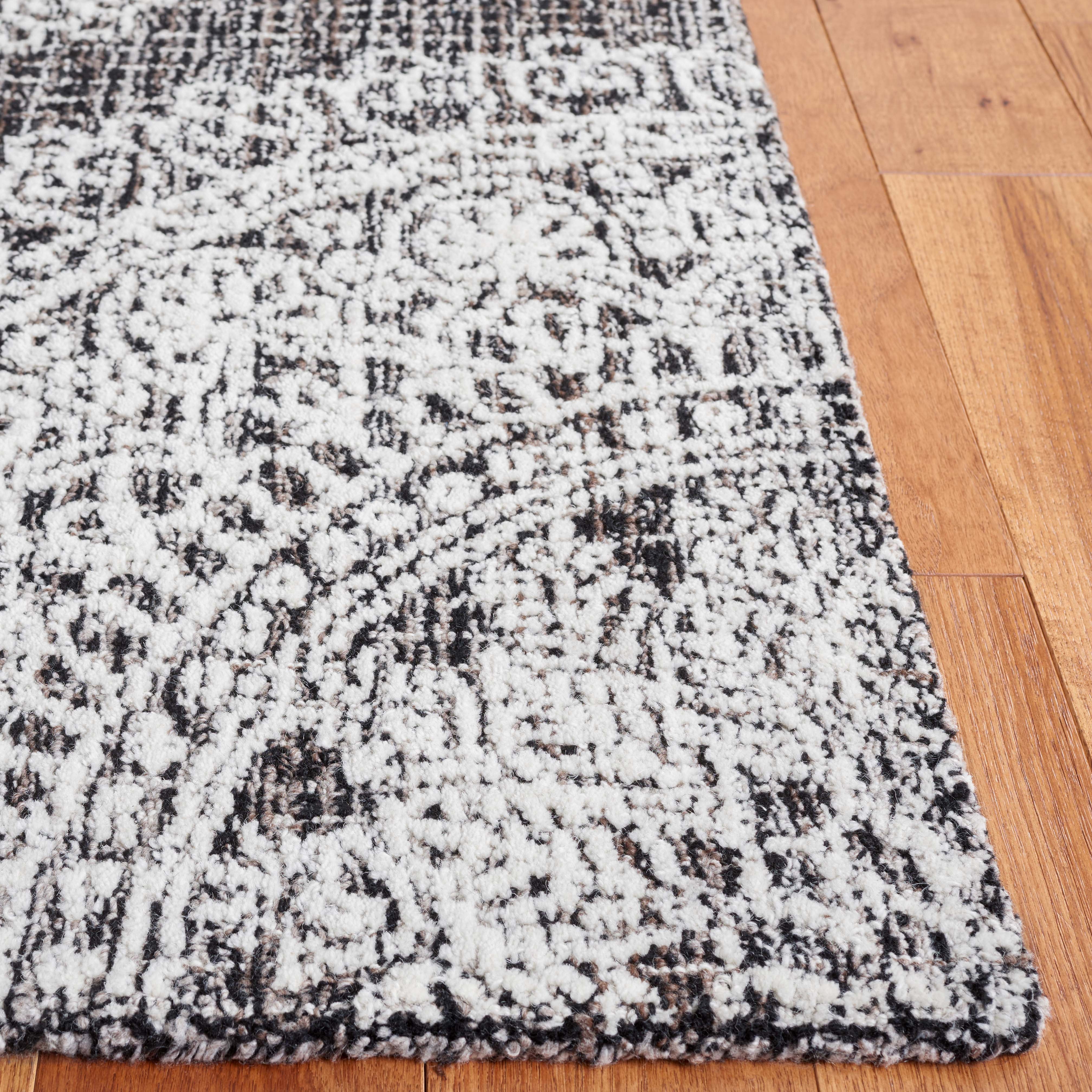 Safavieh Ebony 106 Rug, EBN106 - Brown / Ivory