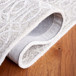 Safavieh Ebony 107 Rug, EBN107 - Natural / Ivory