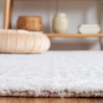 Safavieh Ebony 107 Rug, EBN107 - Beige / Ivory