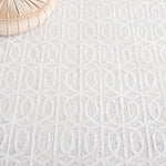 Safavieh Ebony 107 Rug, EBN107 - Beige / Ivory