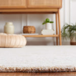 Safavieh Ebony 109 Rug, EBN109 - Gold / Ivory