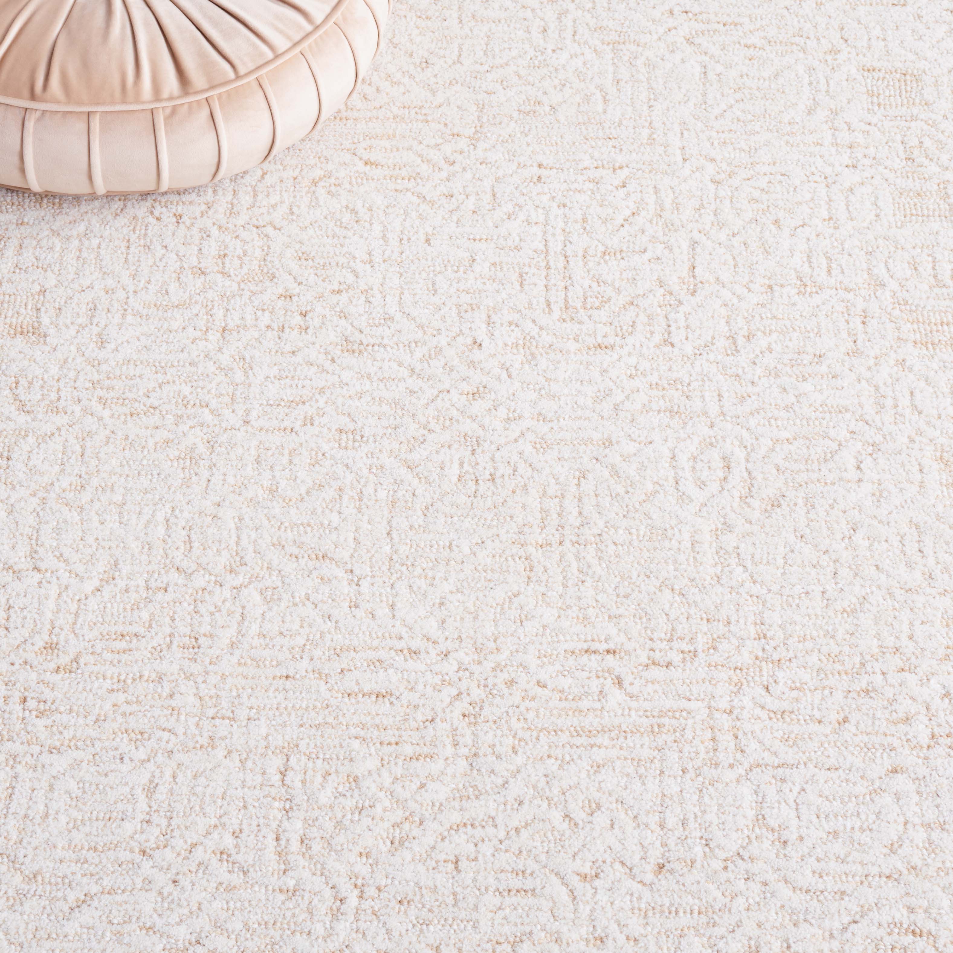 Safavieh Ebony 109 Rug, EBN109 - Gold / Ivory