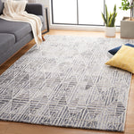 Safavieh Ebony 110 Rug, EBN110 - Grey / Ivory