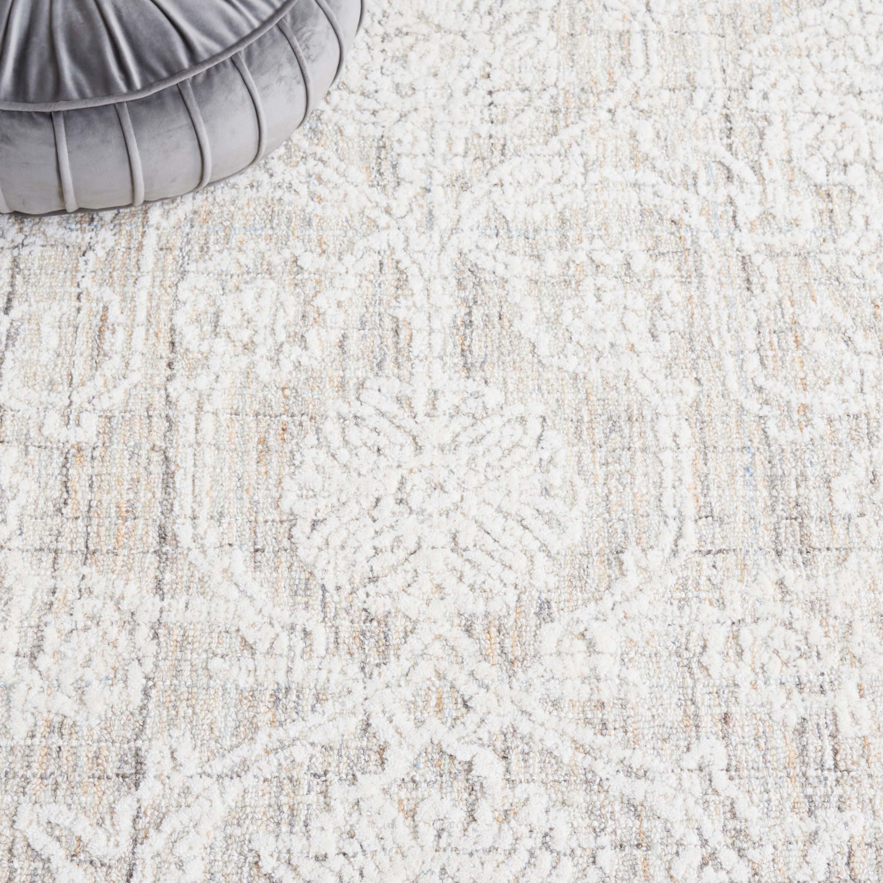 Safavieh Ebony 111 Rug, EBN111 - Grey / Ivory