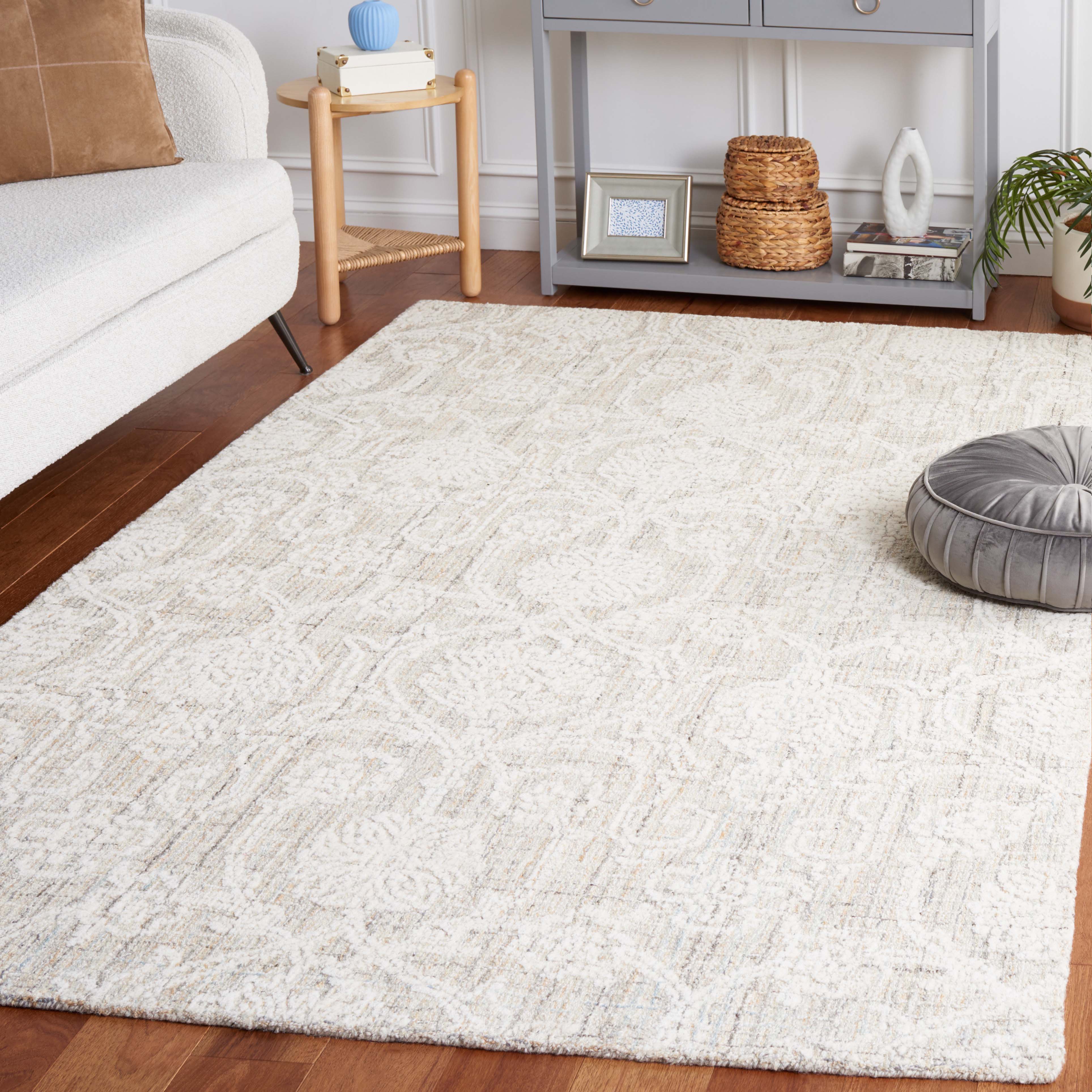 Safavieh Ebony 111 Rug, EBN111 - Grey / Ivory