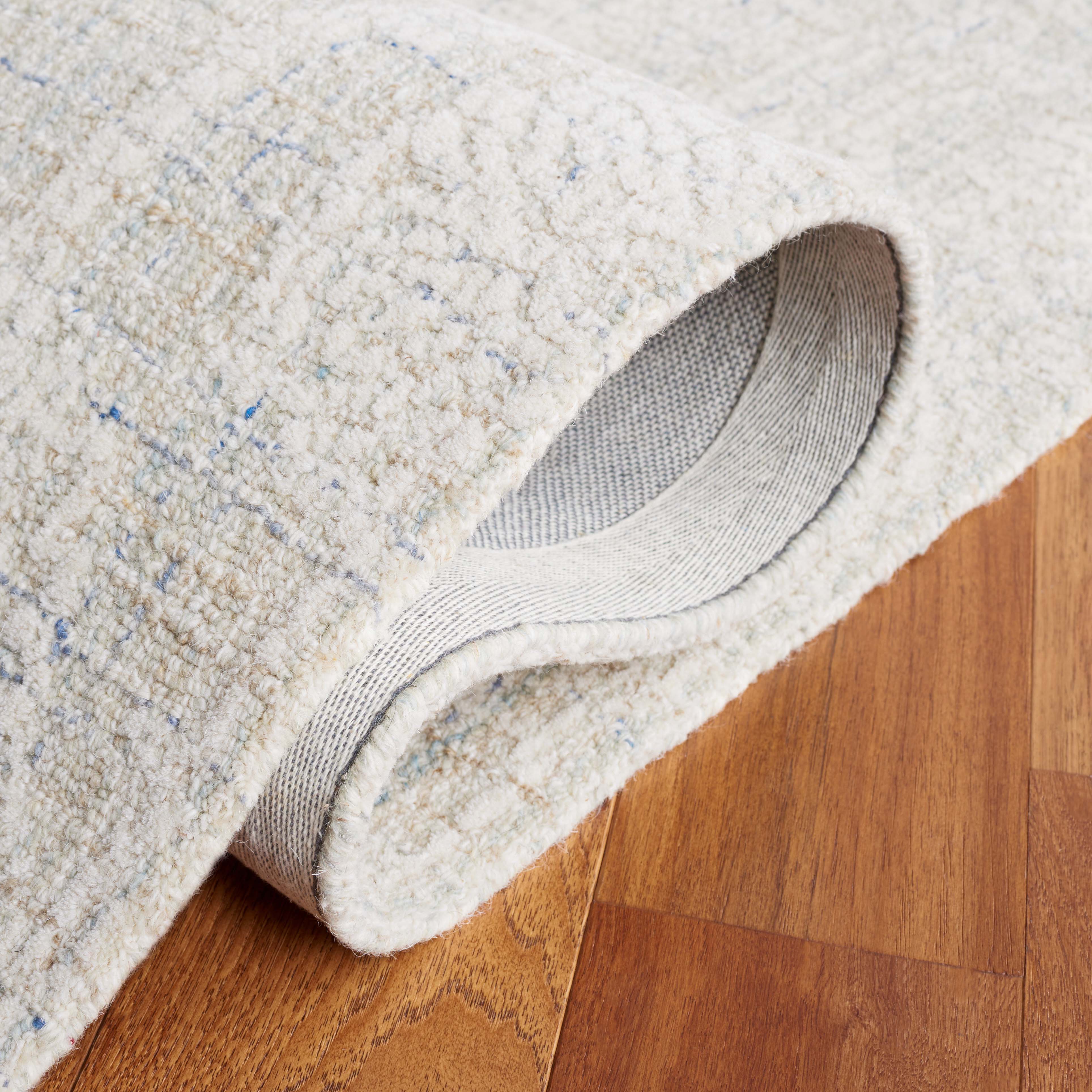 Safavieh Ebony 111 Rug, EBN111 - Blue / Ivory