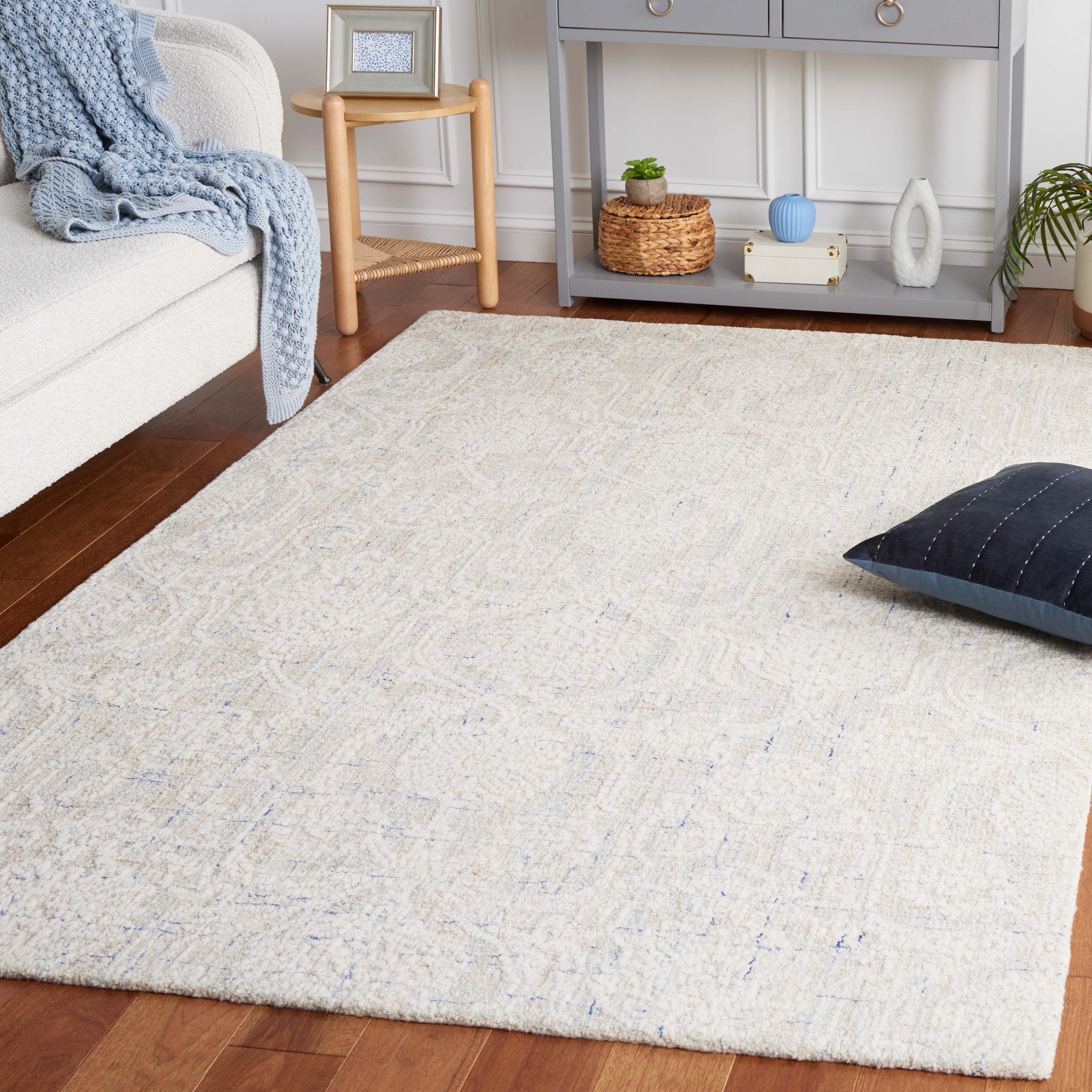 Safavieh Ebony 111 Rug, EBN111 - Blue / Ivory