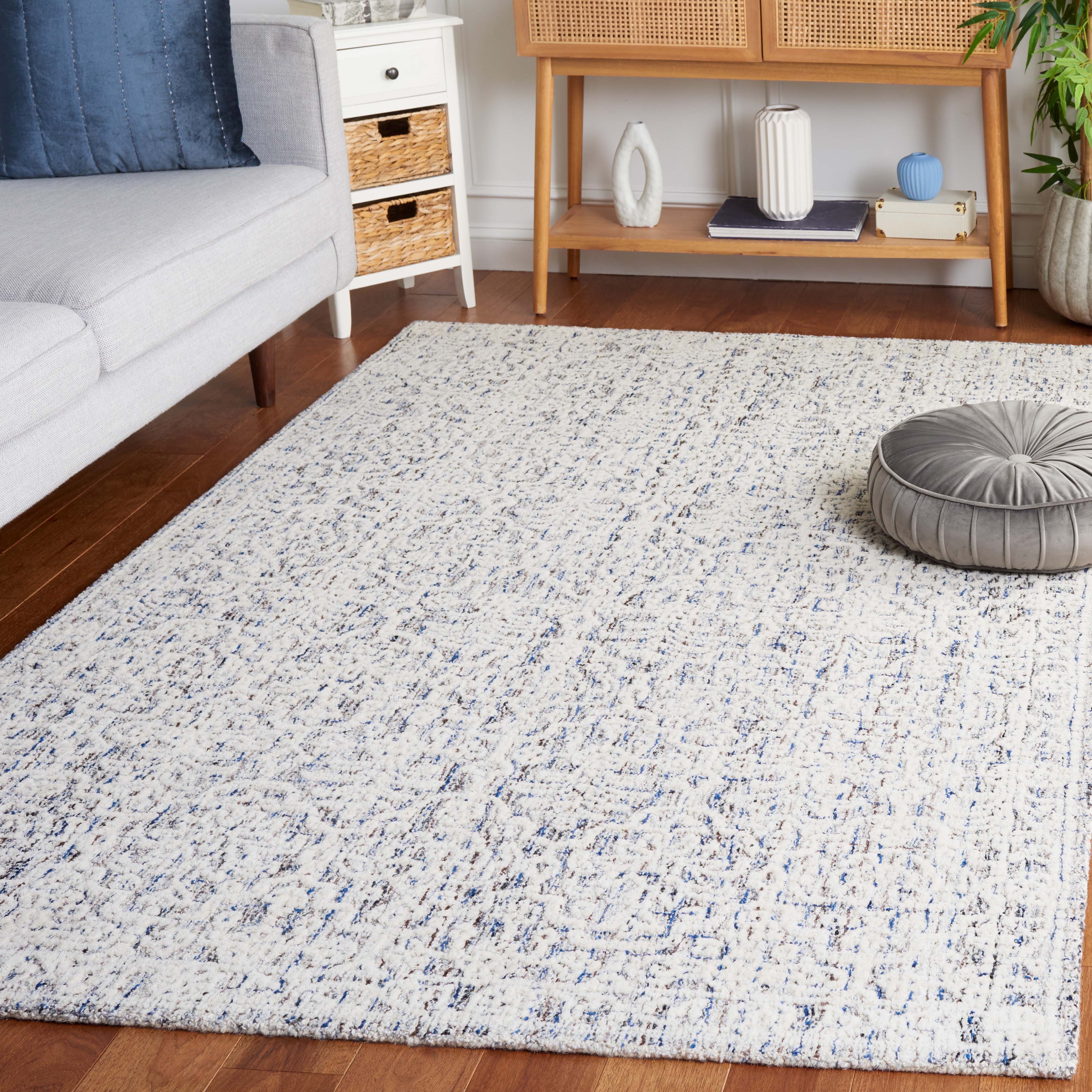 Safavieh Ebony 115 Rug, EBN115 - Blue / Ivory