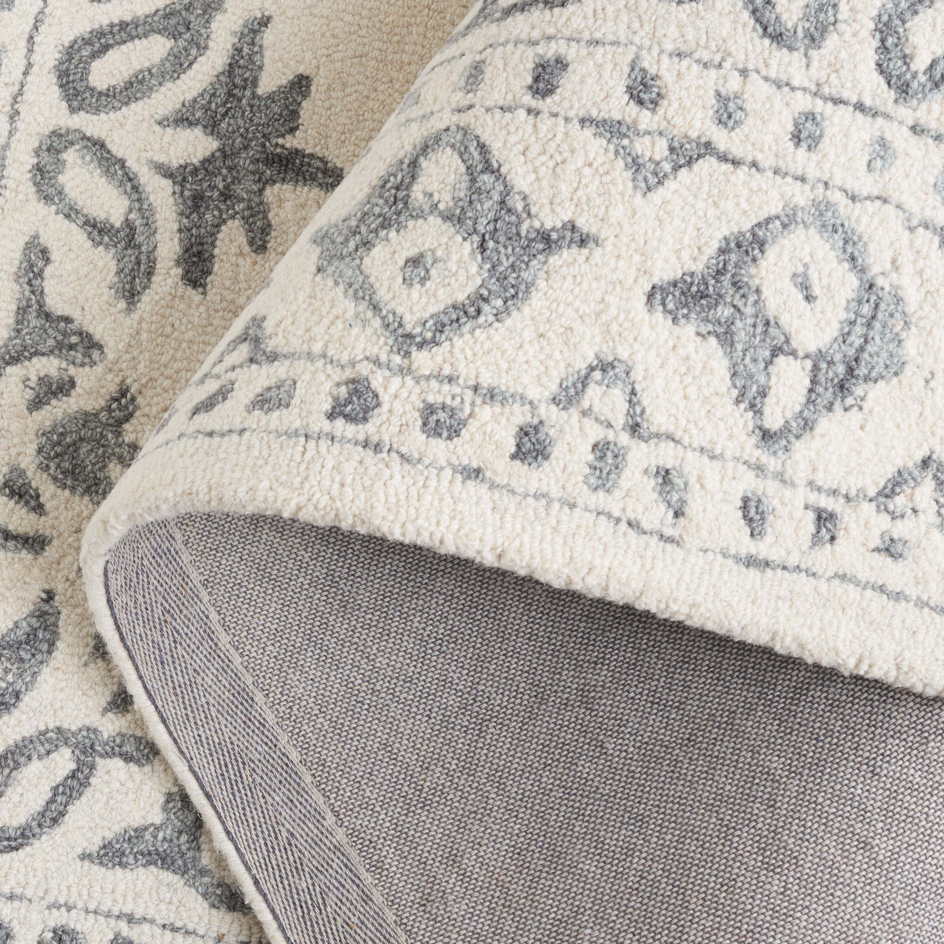 Safavieh Ebony 650 Rug, EBN650 - Ivory / Grey