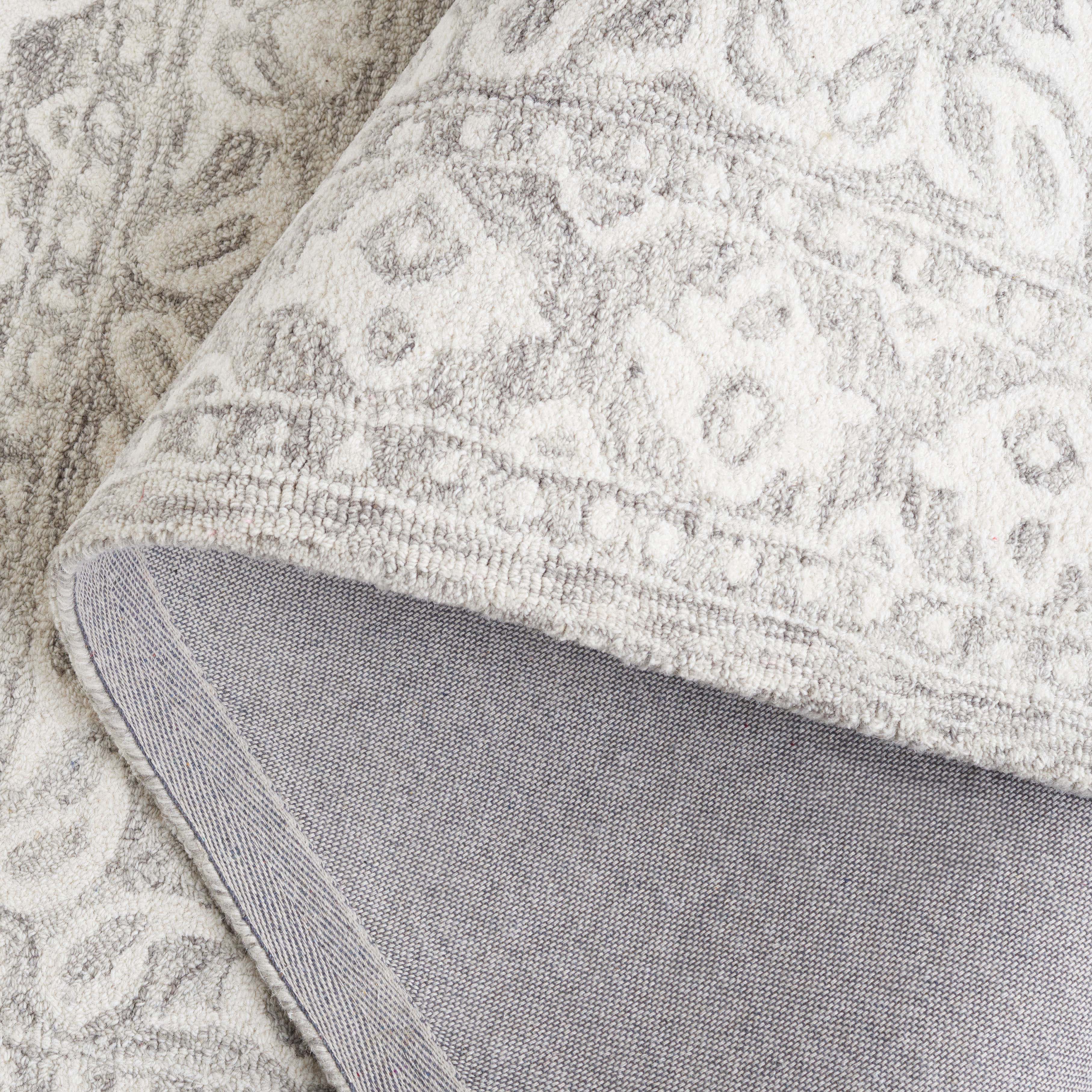 Safavieh Ebony 650 Rug, EBN650 - Grey / Ivory