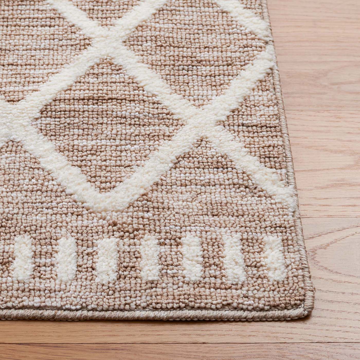 Safavieh Easy Care 116 Rug, ECR116 - Beige / Ivory