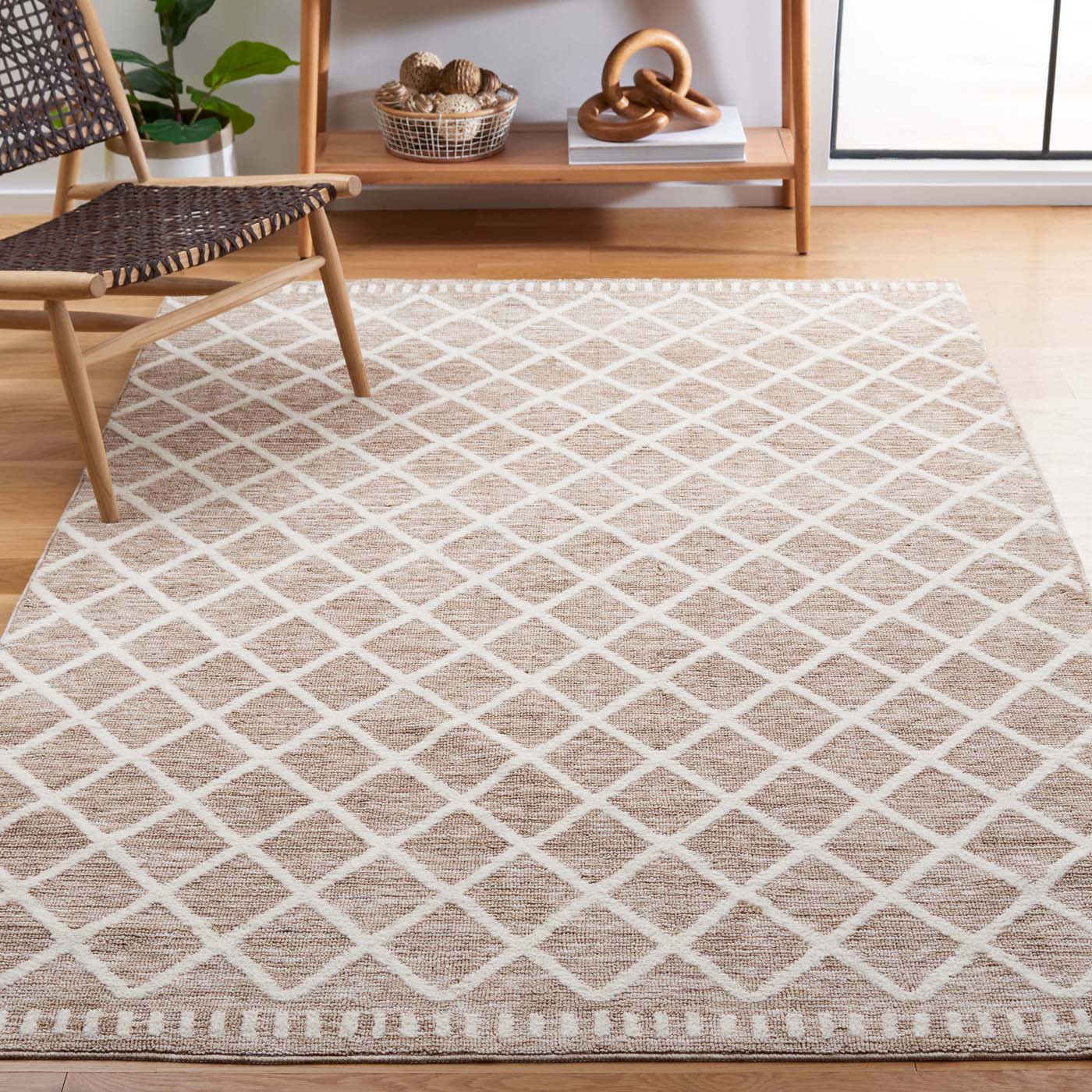 Safavieh Easy Care 116 Rug, ECR116 - Beige / Ivory