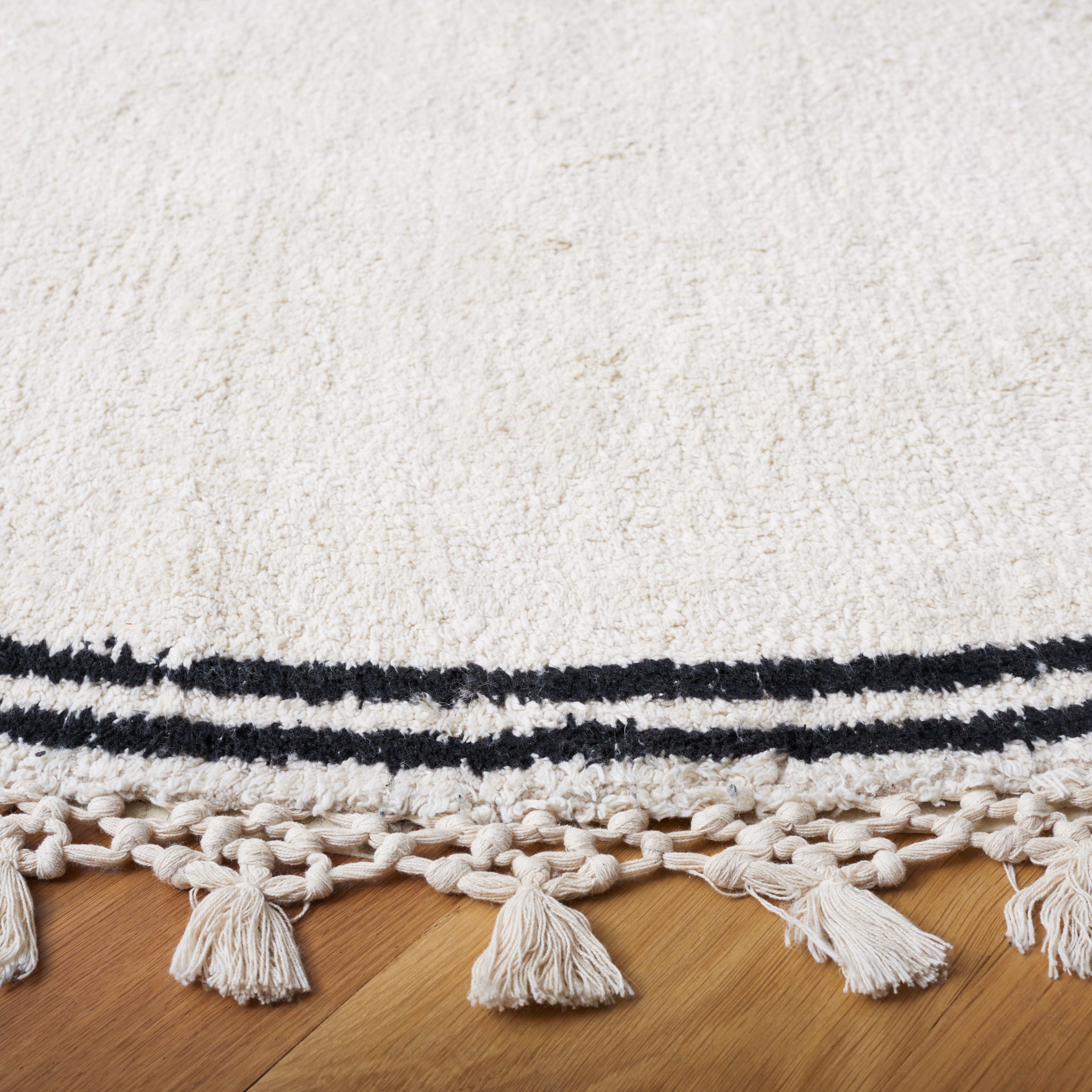Safavieh Easy Care 201 Rug, ECR201 - Ivory