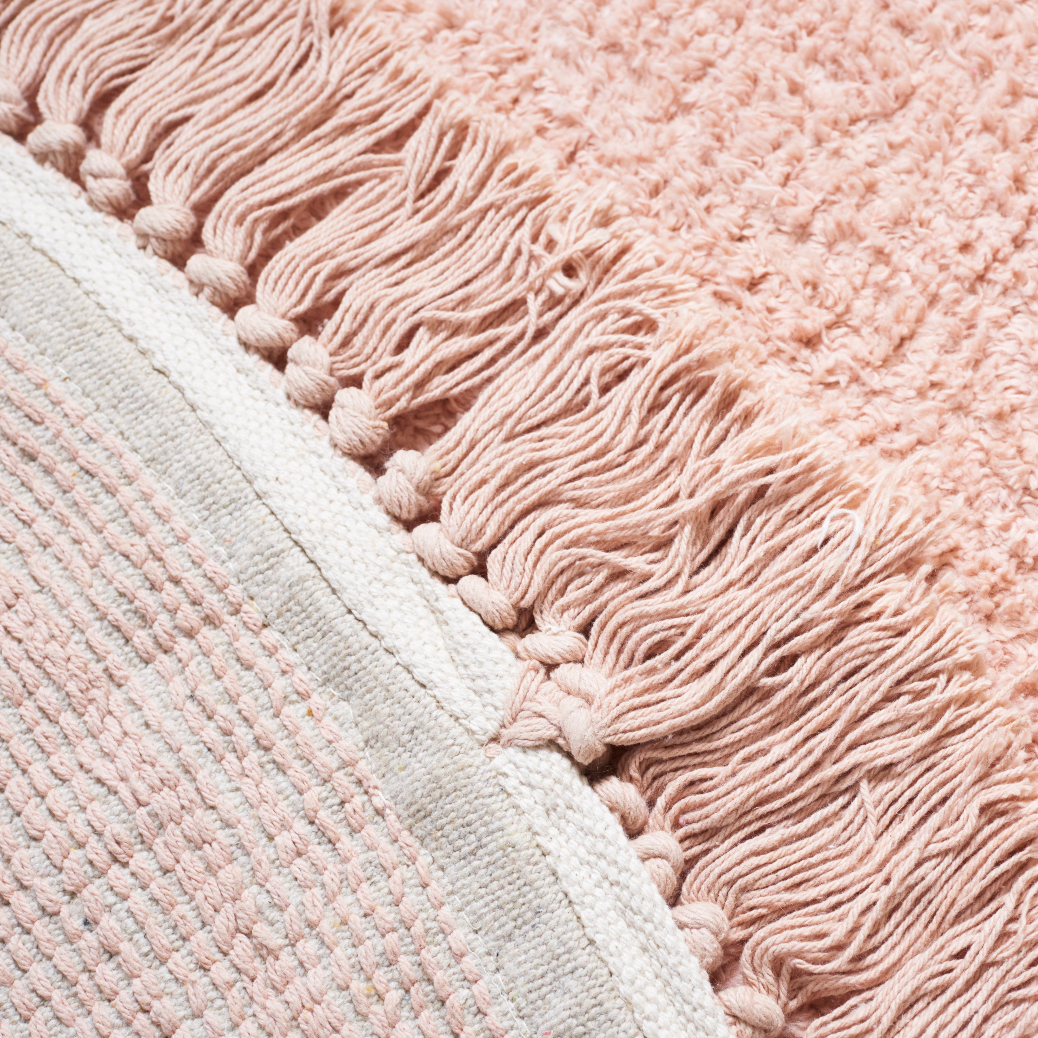 Safavieh Easy Care 204 Rug, ECR204 - Pink / Ivory
