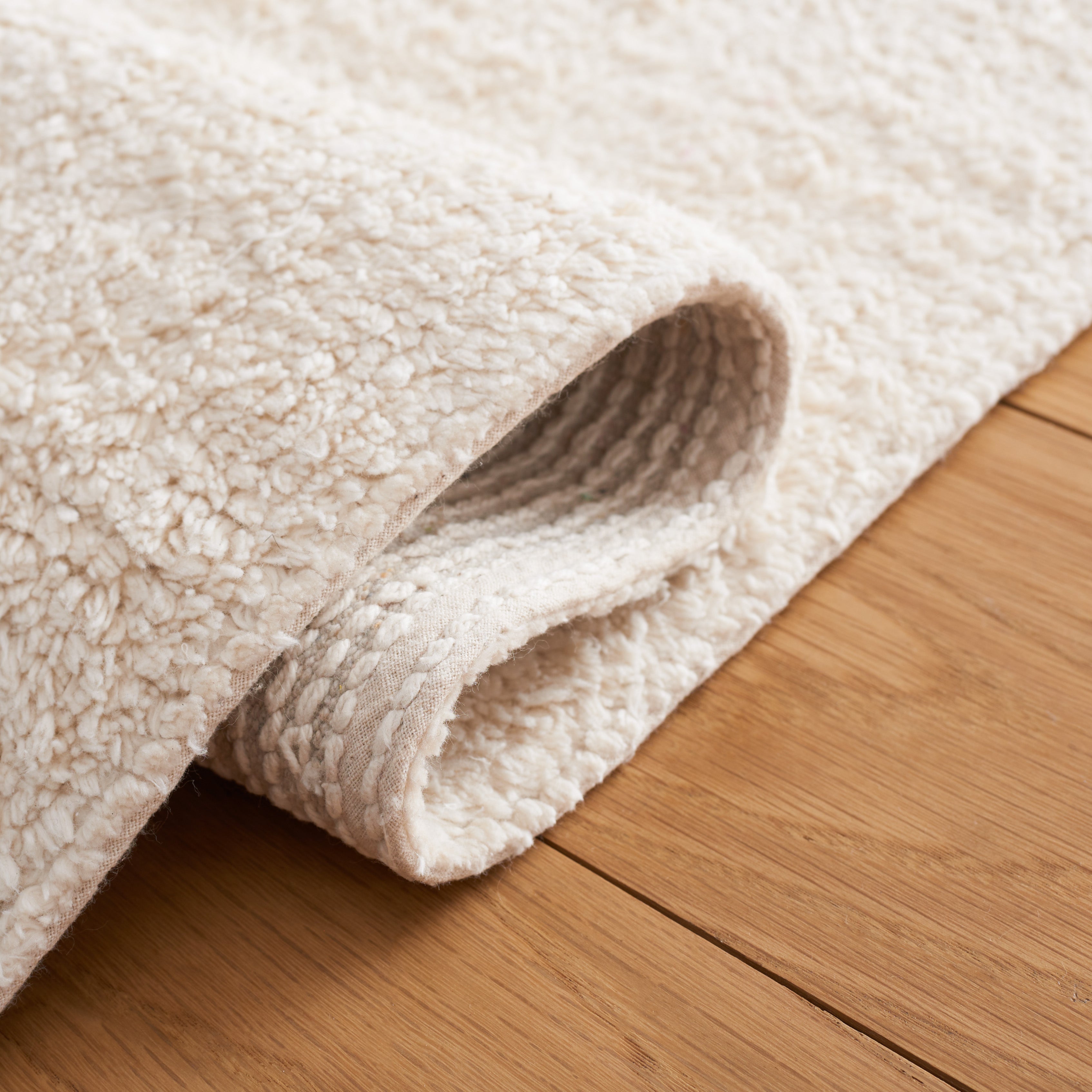 Safavieh Easy Care 210 Rug, ECR210 - Ivory / Black