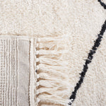 Safavieh Easy Care 210 Rug, ECR210 - Ivory / Black