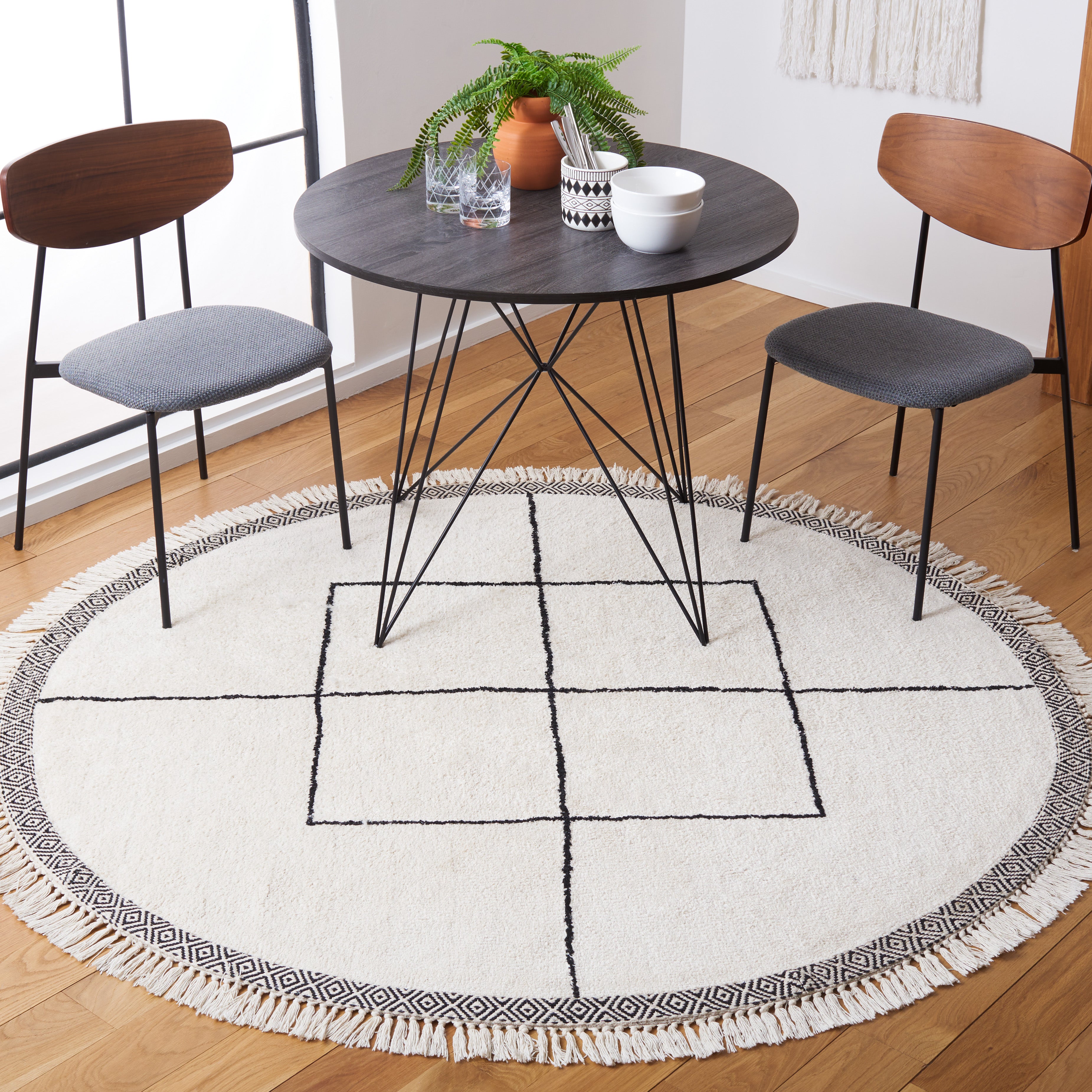 Safavieh Easy Care 210 Rug, ECR210 - Ivory / Black