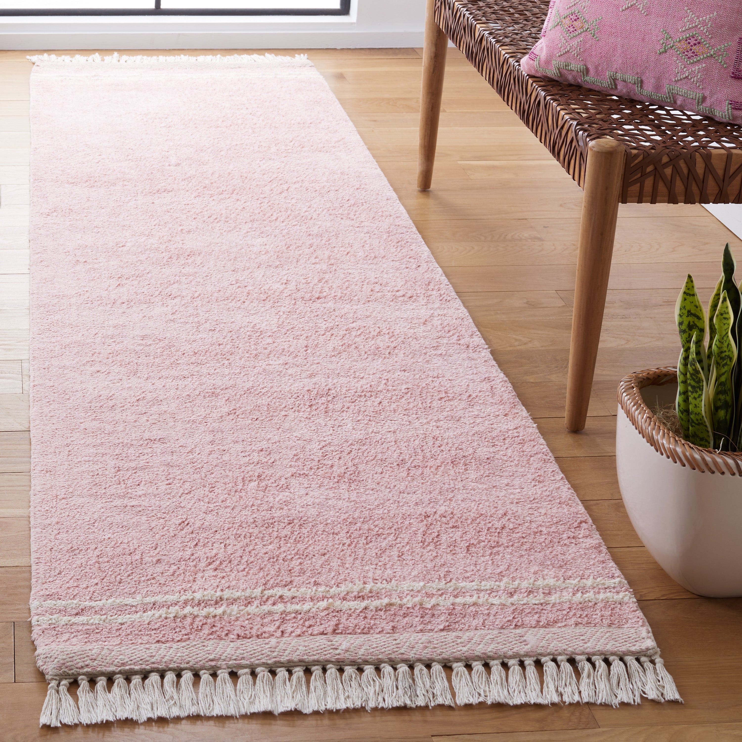 Safavieh Easy Care 211 Rug, ECR211 - Pink / Ivory