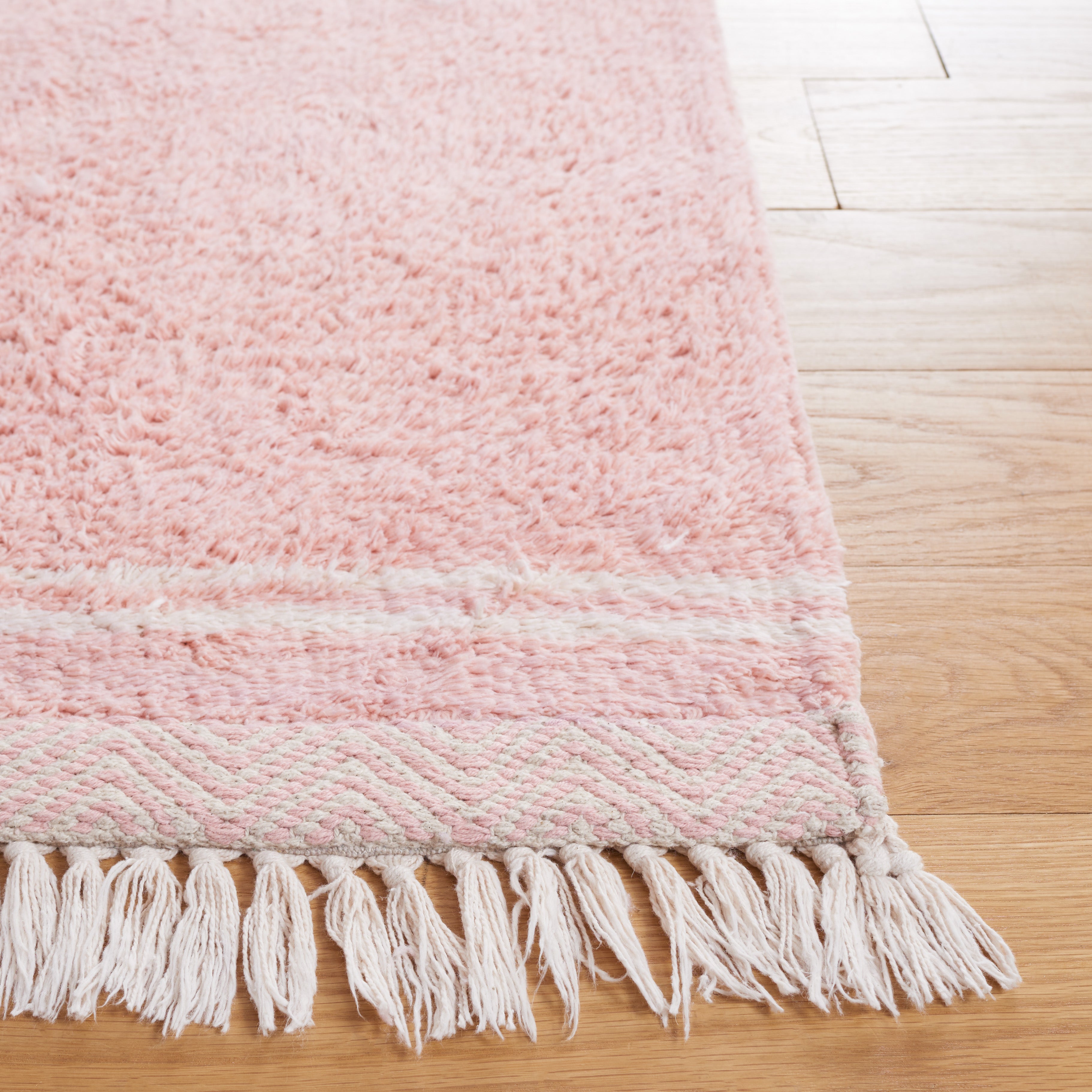 Safavieh Easy Care 211 Rug, ECR211 - Pink / Ivory