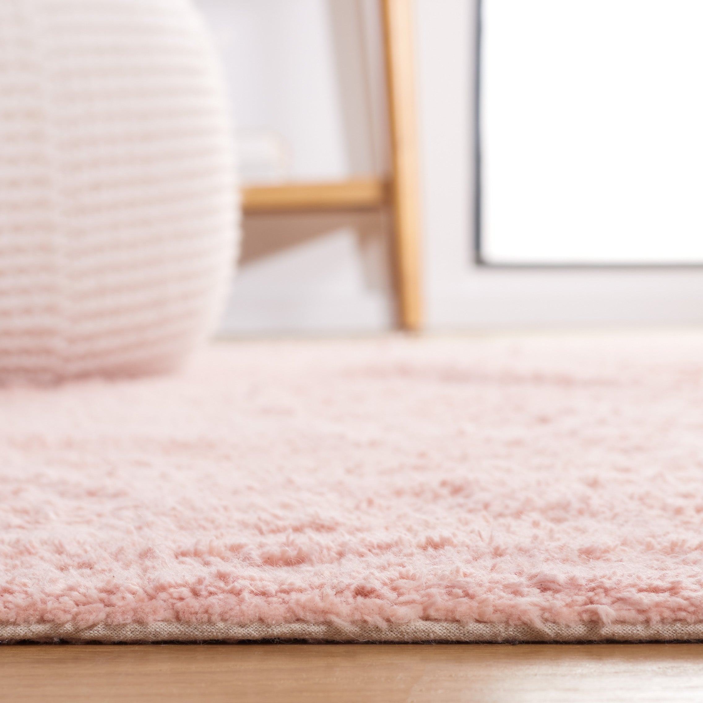 Safavieh Easy Care 211 Rug, ECR211 - Pink / Ivory