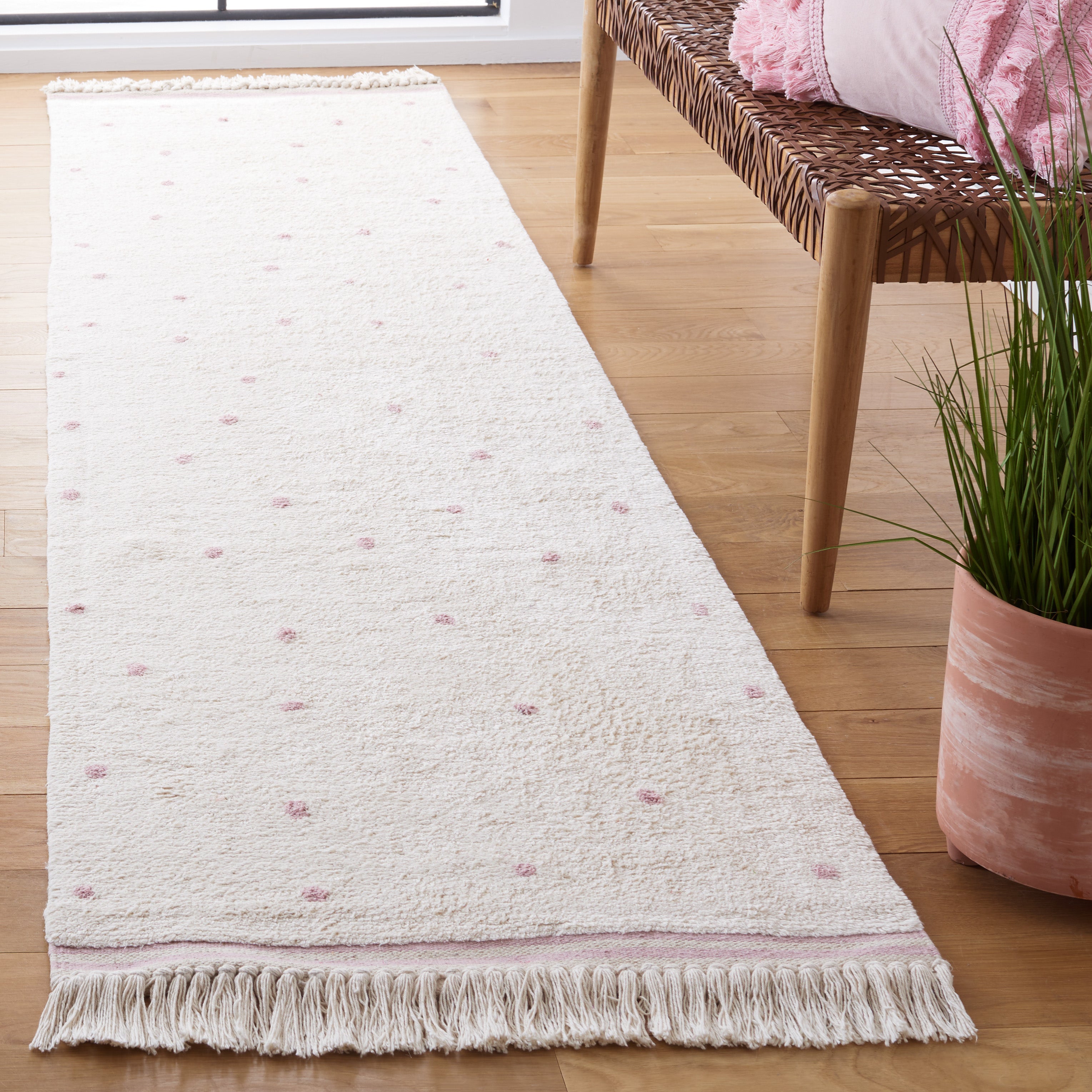 Safavieh Easy Care 212 Rug, ECR212 - Ivory / Pink