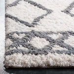 Safavieh Equinox Shag 711 Rug, EQS711 - Cream / Grey