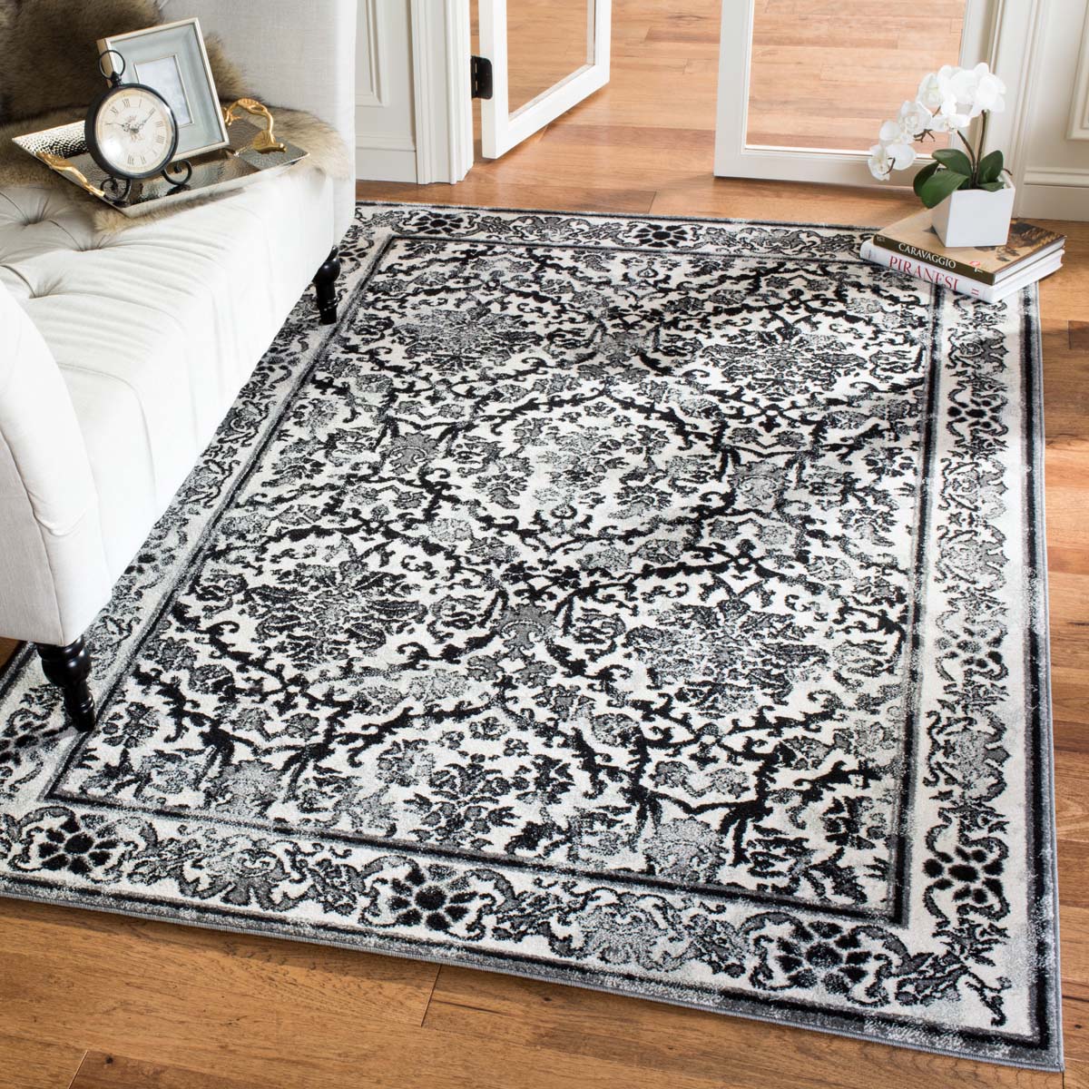 Safavieh Evoke 242 Rug, EVK242 - Ivory / Grey
