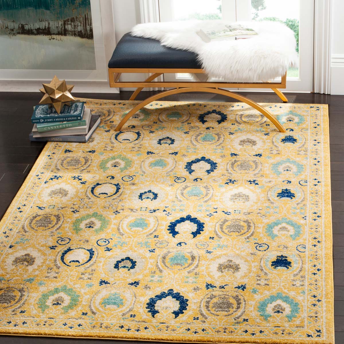 Safavieh Evoke 251 Rug, EVK251 - Gold / Ivory