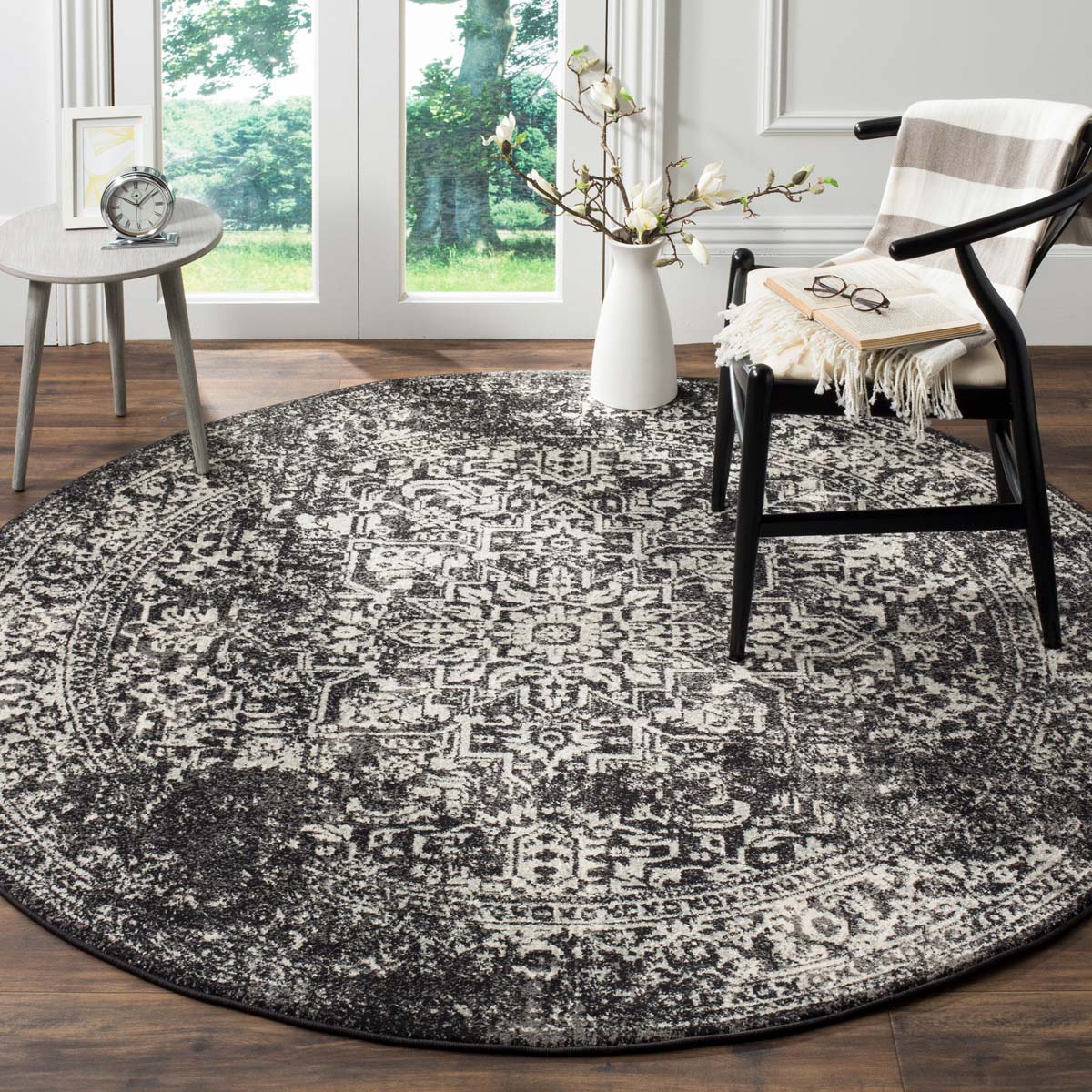 Safavieh Evoke 256 Rug, Black, EVK256 - Black / Grey