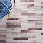 Safavieh Faux Hide 500 Rug, FAH500 - Beige / Brown