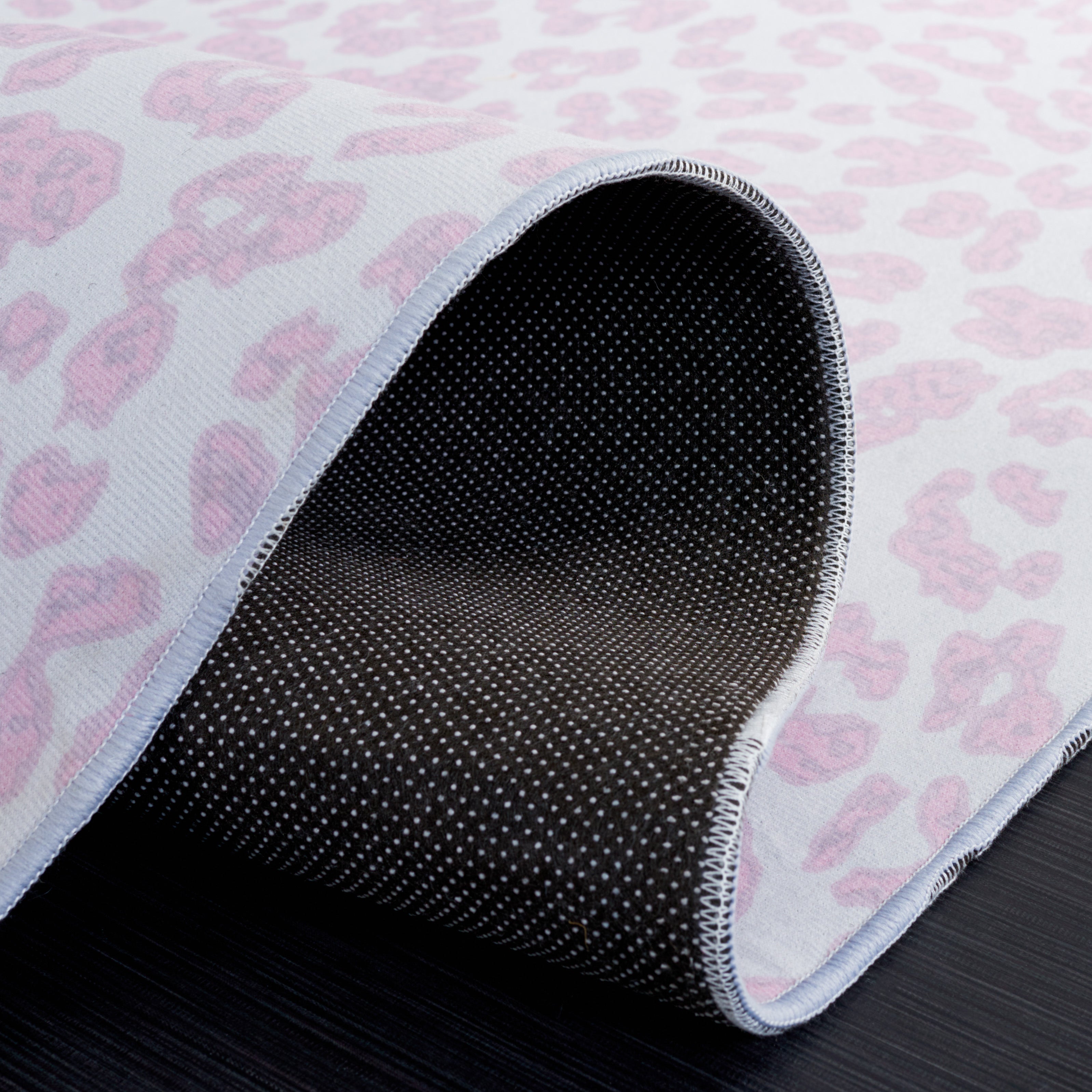 Safavieh Faux Hide 505 Rug, FAH505 - Ivory / Pink