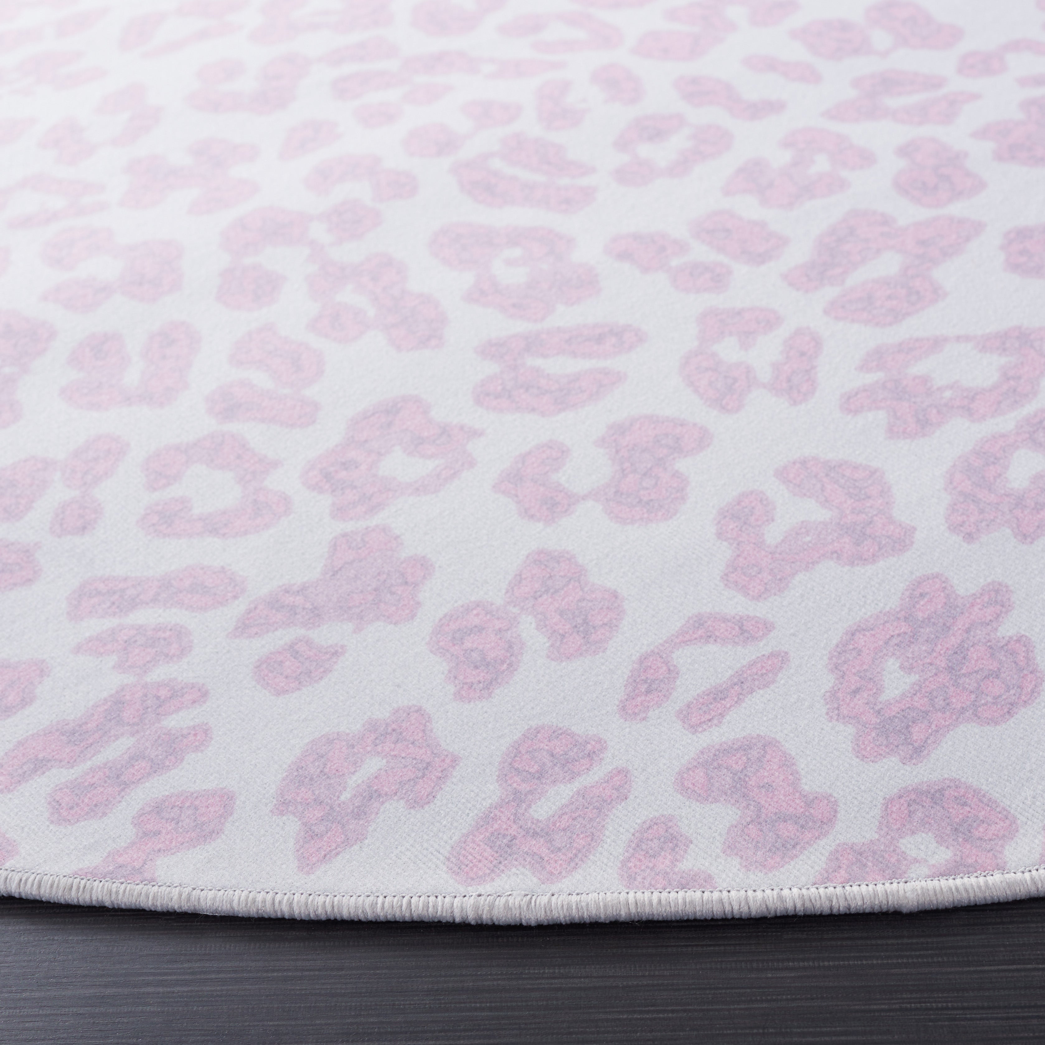 Safavieh Faux Hide 505 Rug, FAH505 - Ivory / Pink