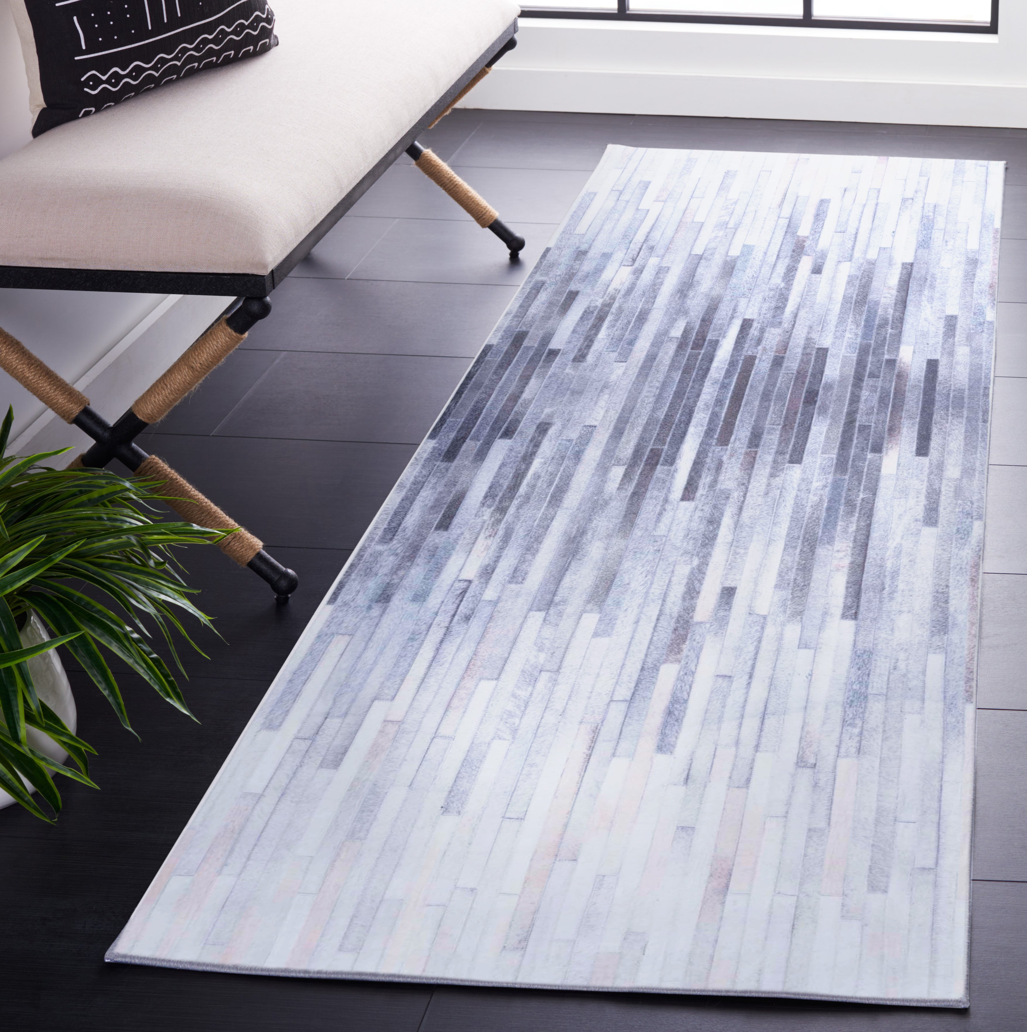 Safavieh Faux Hide 510 Rug, FAH510 - Ivory / Light Grey