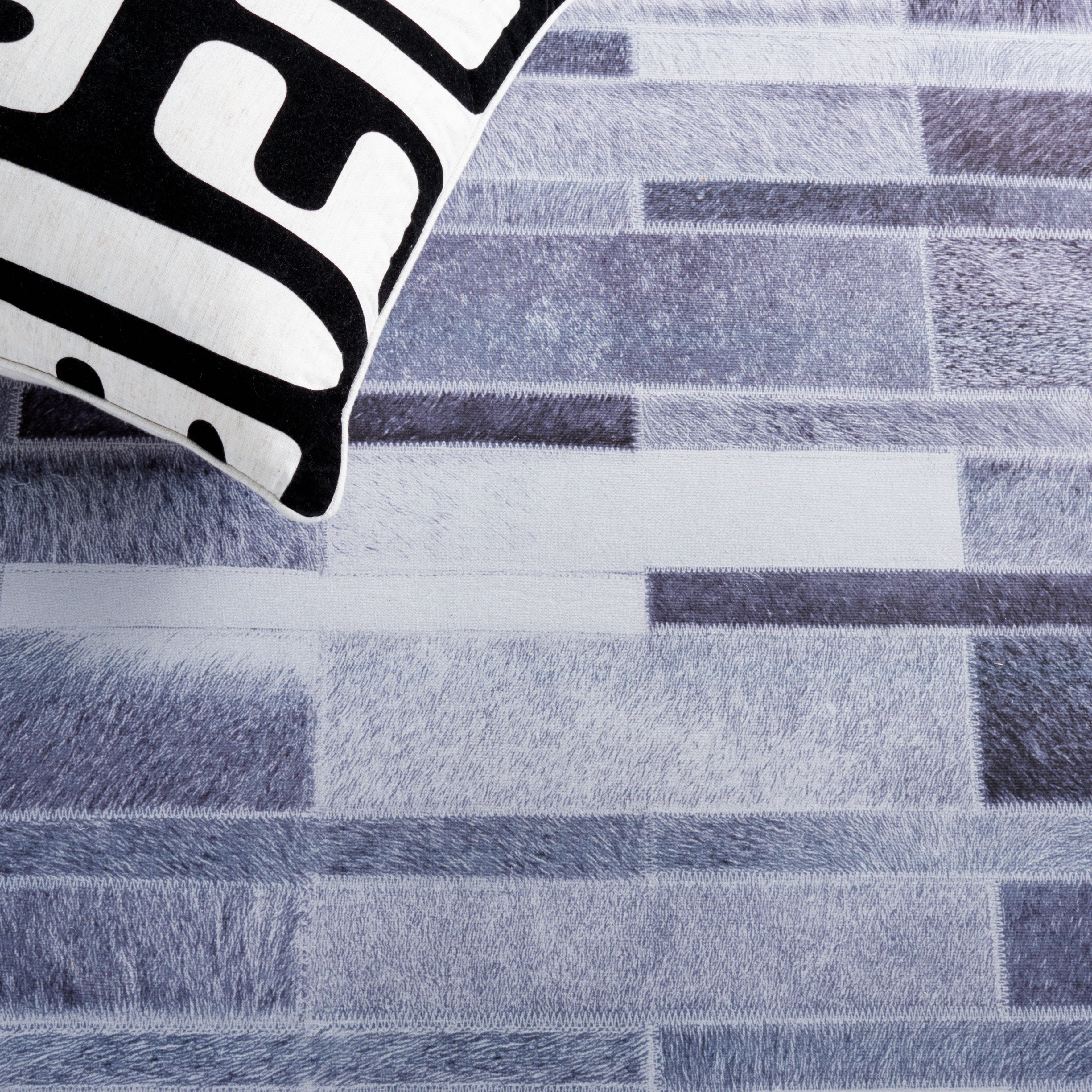 Safavieh Faux Hide 513 Rug, FAH513 - Grey / Ivory