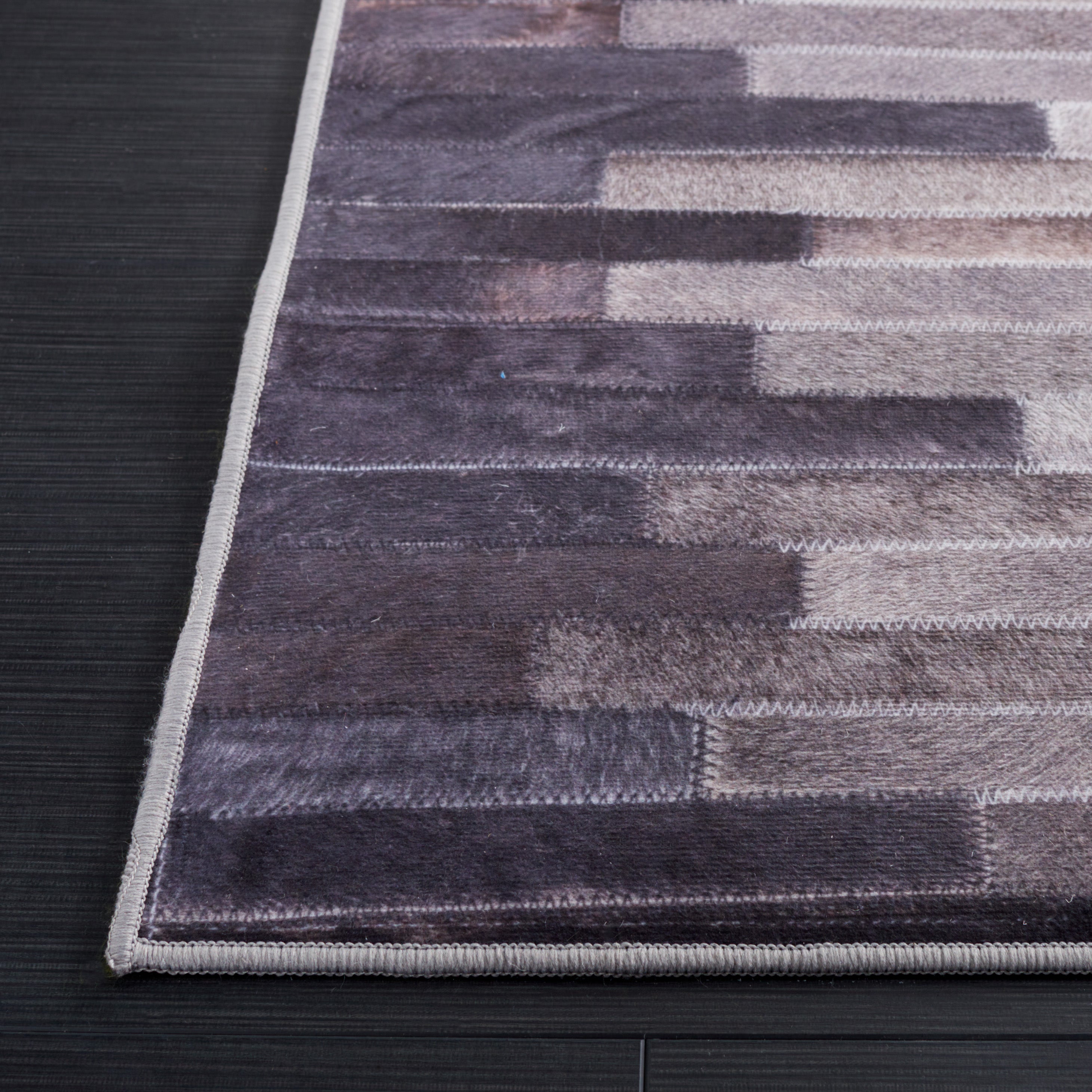 Safavieh Faux Hide 514 Rug, FAH514 - Ivory / Grey