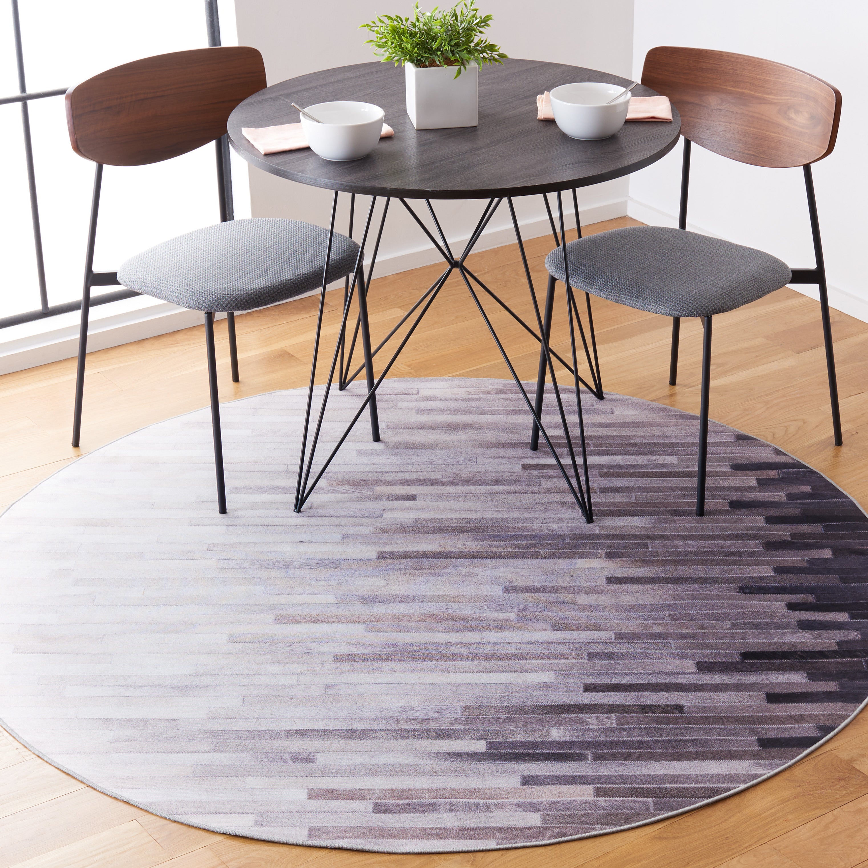 Safavieh Faux Hide 514 Rug, FAH514 - Ivory / Grey