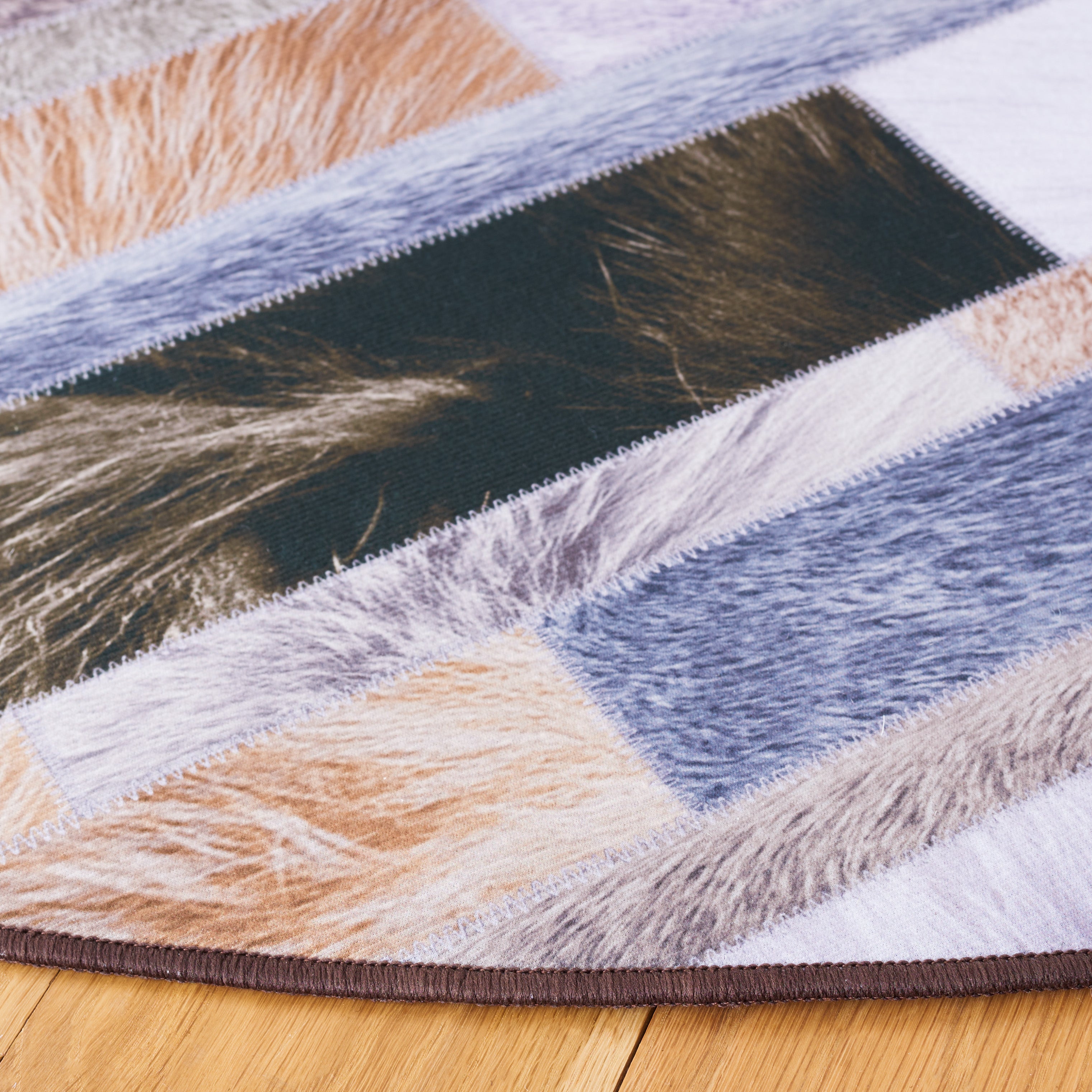 Safavieh Faux Hide 515 Rug, FAH515 - Beige / Purple