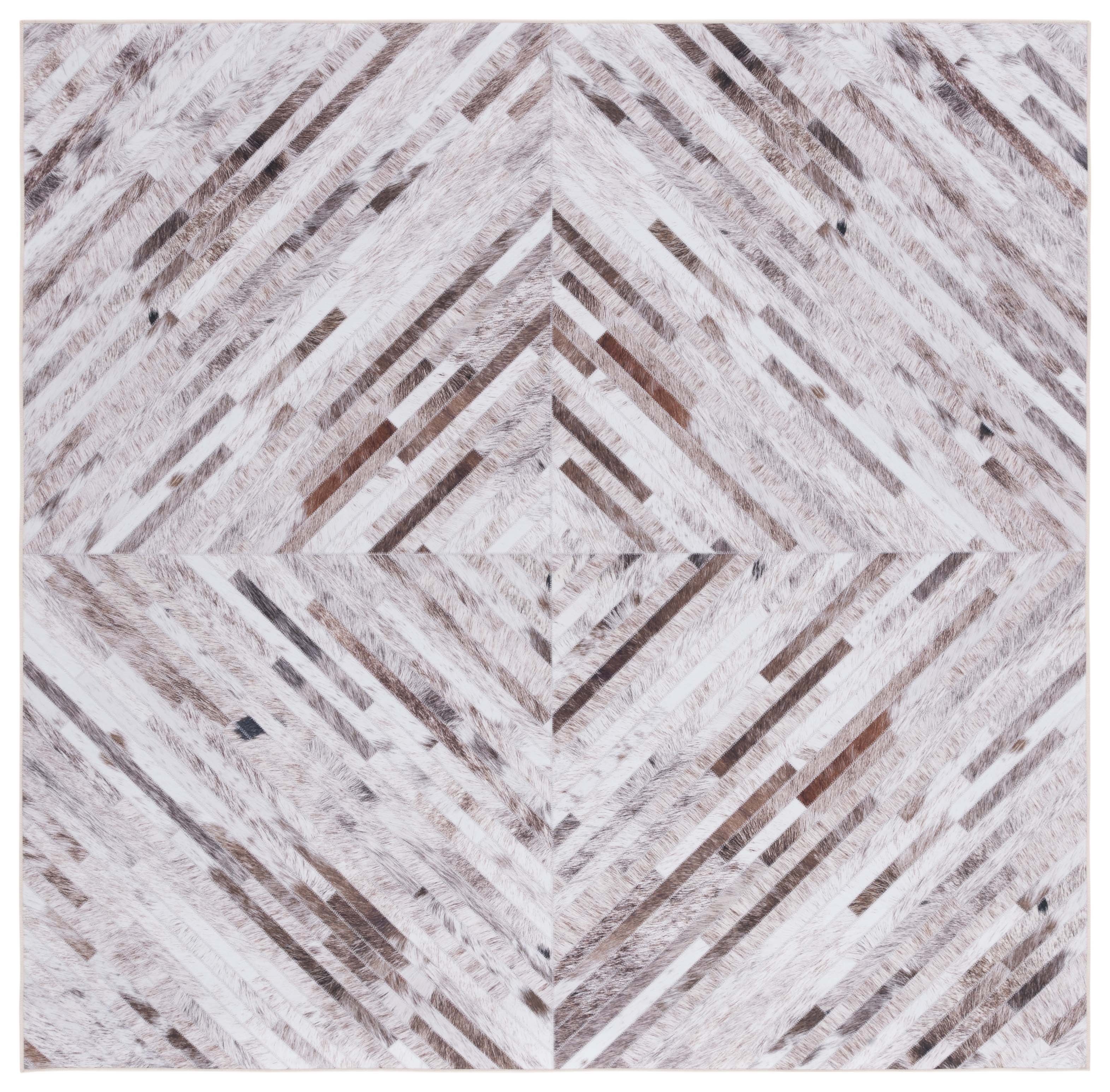 Safavieh Faux Hide 526 Rug, FAH526 - Beige / Brown