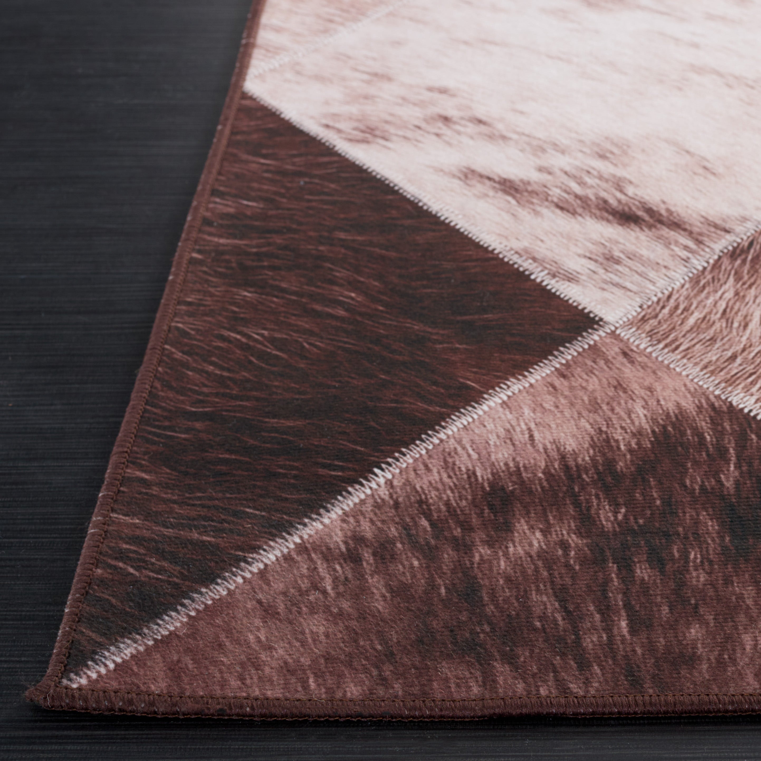 Safavieh Faux Hide 535 Rug, FAH535 - Light Brown / Brown