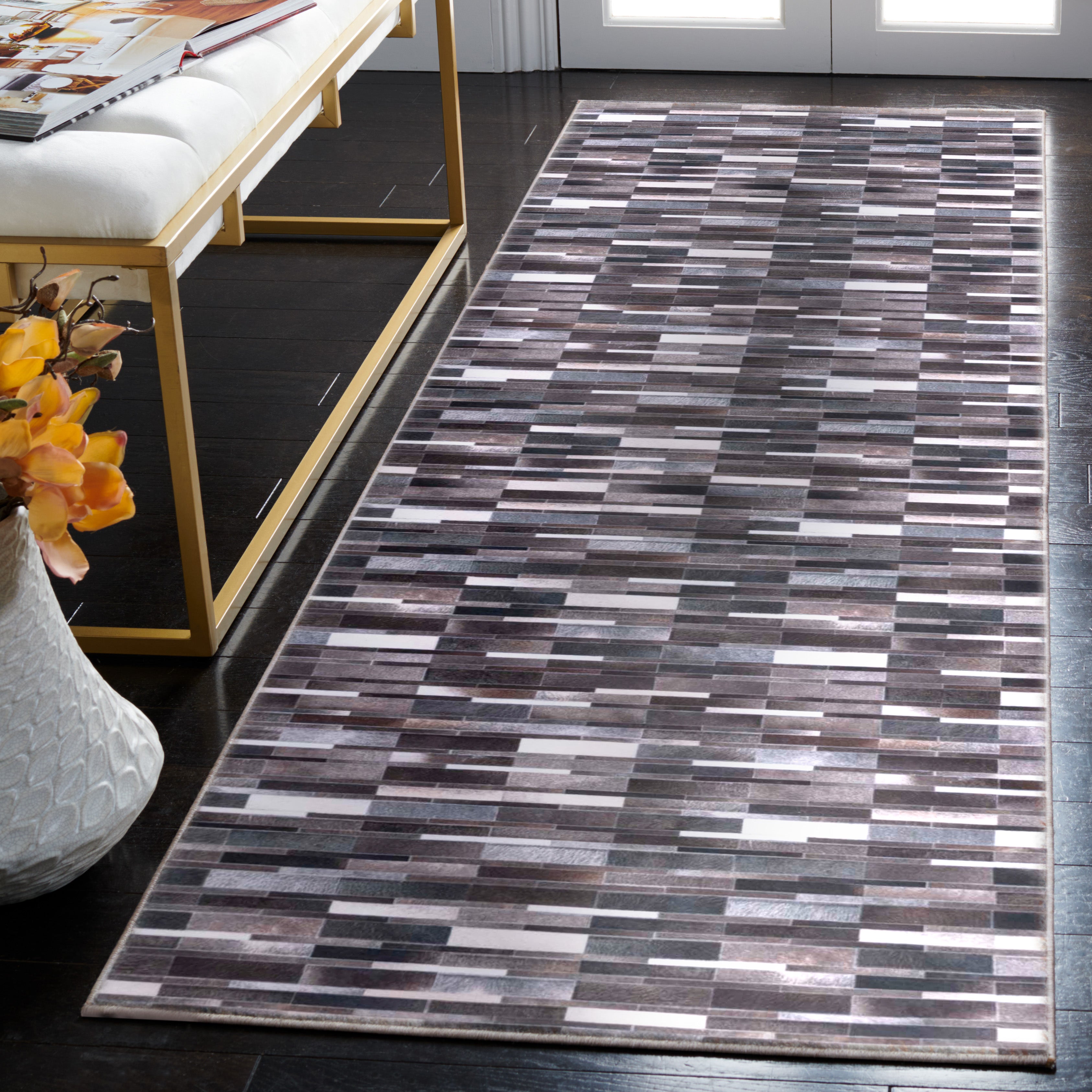 Safavieh Faux Hide 542 Rug, FAH542 - Ivory / Grey