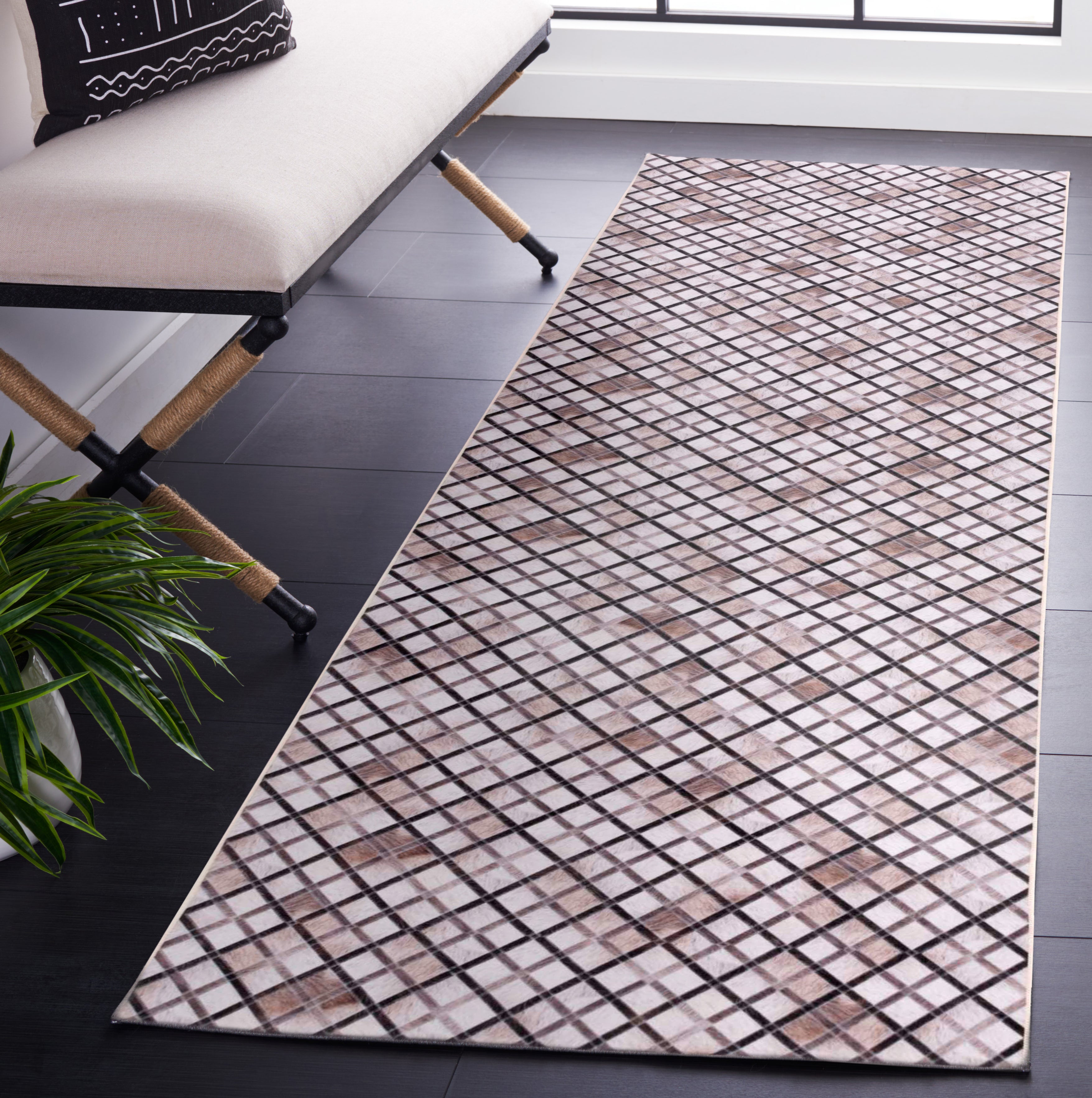 Safavieh Faux Hide 545 Rug, FAH545 - Beige / Brown