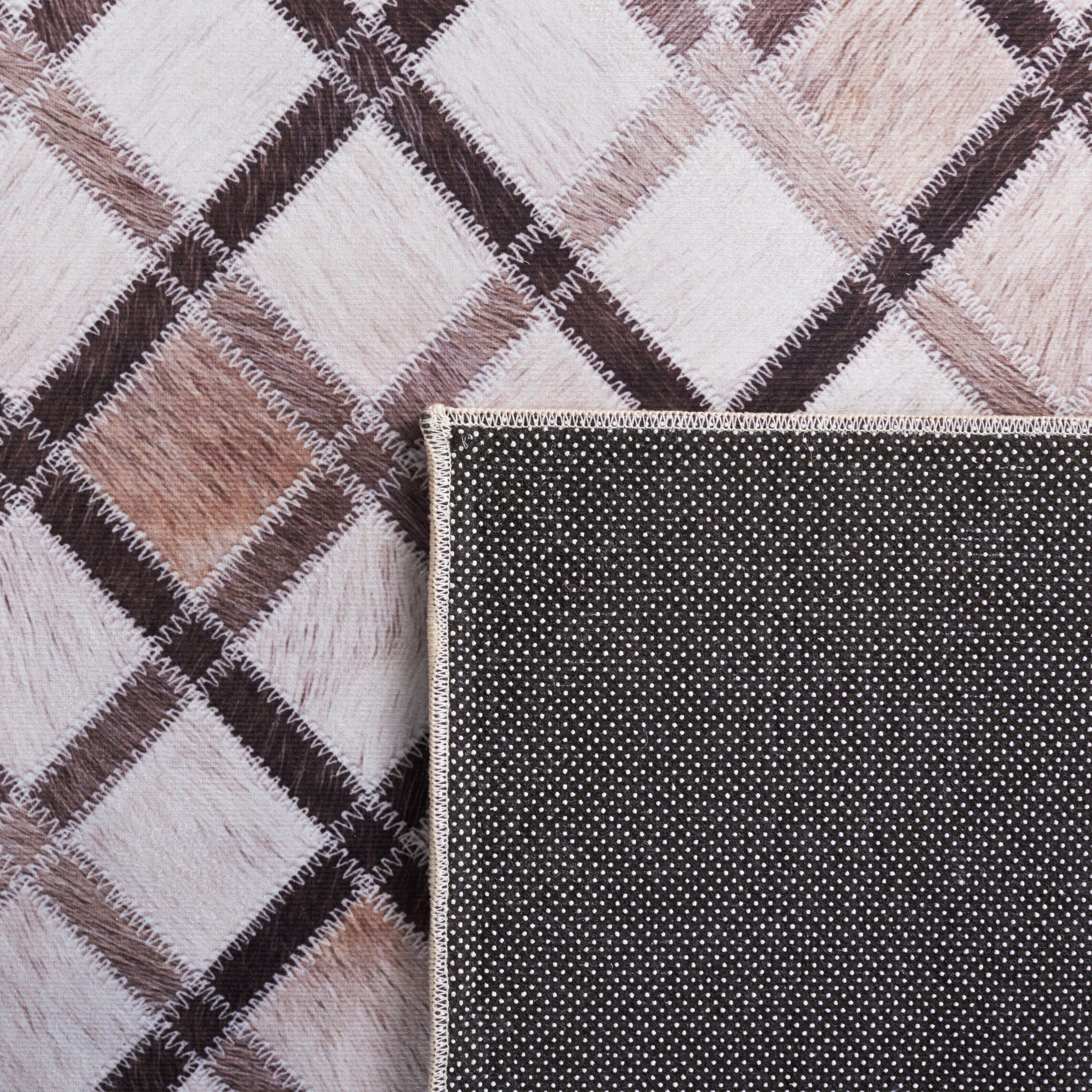 Safavieh Faux Hide 545 Rug, FAH545 - Beige / Brown