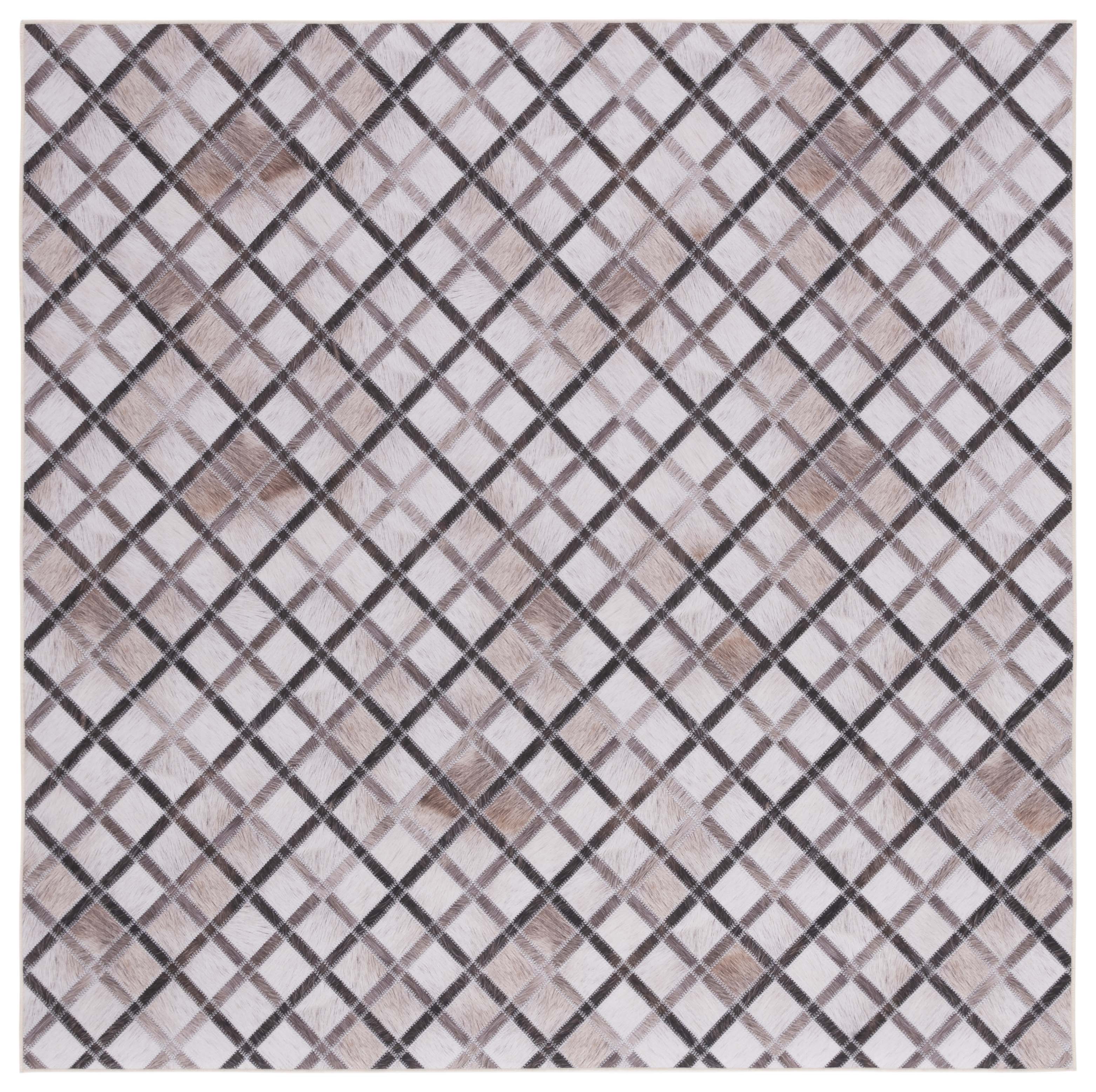 Safavieh Faux Hide 545 Rug, FAH545 - Beige / Brown