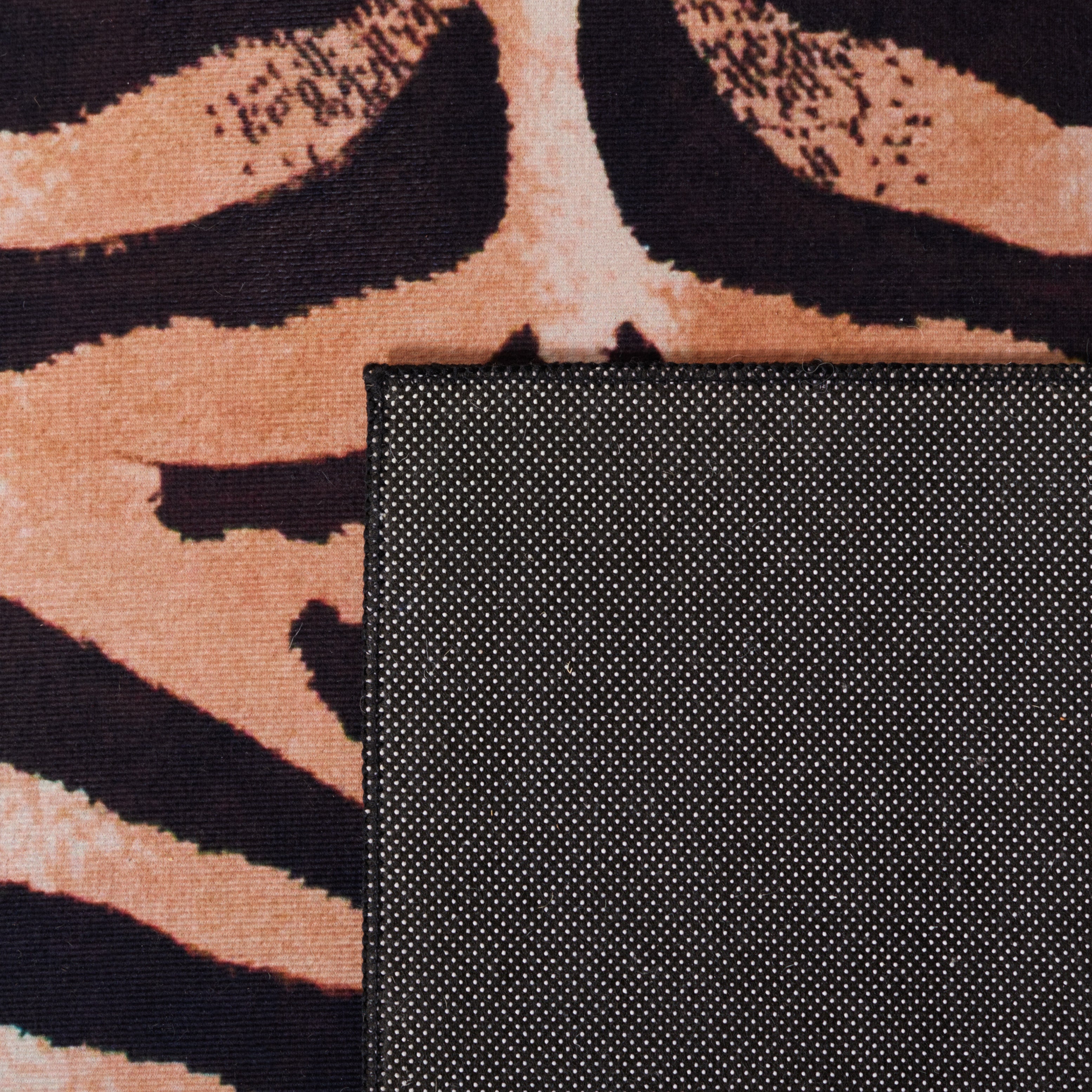 Safavieh Faux Hide 547 Rug, FAH547 - Light Orange / Black