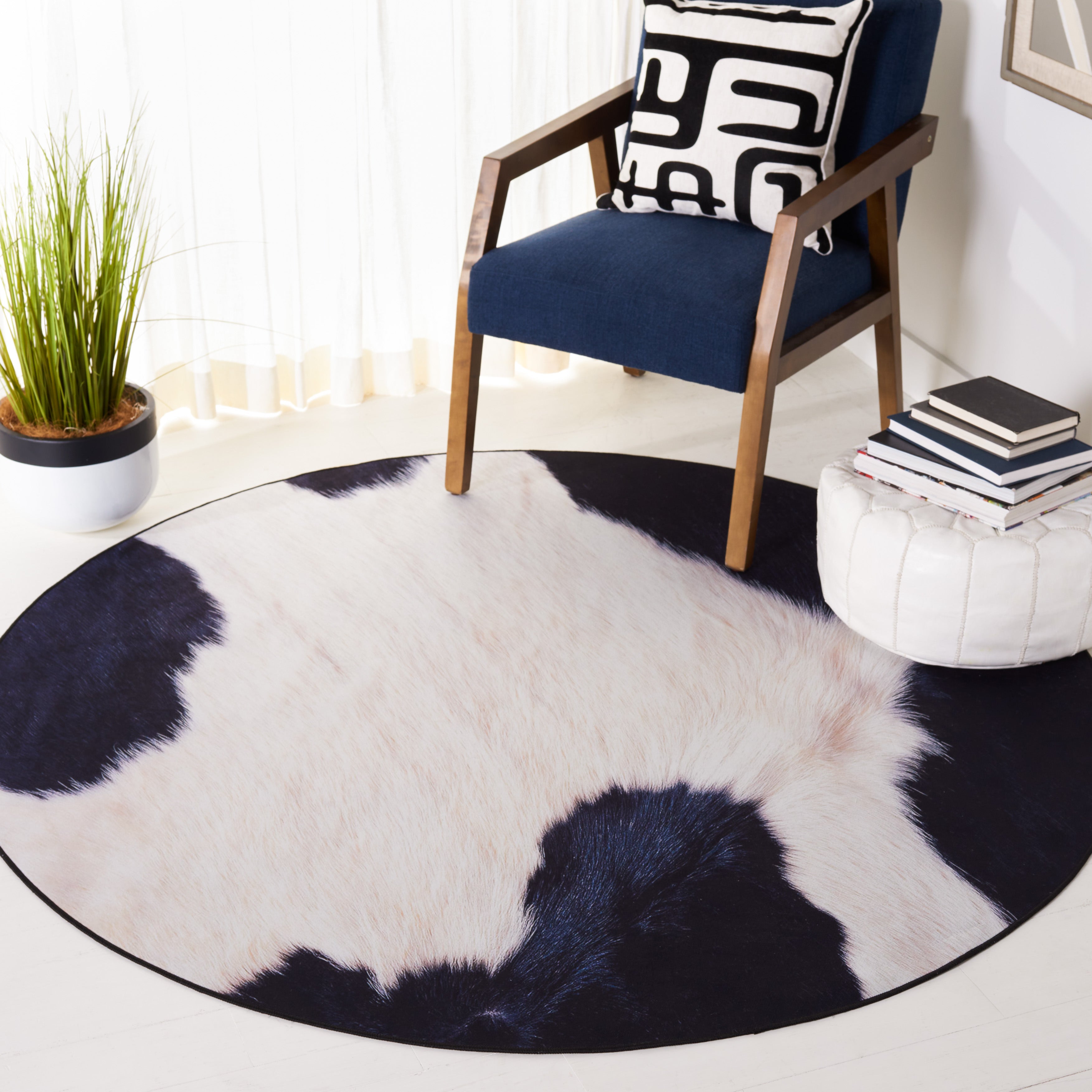Safavieh Faux Hide 548 Rug, FAH548 - Ivory / Dark Blue