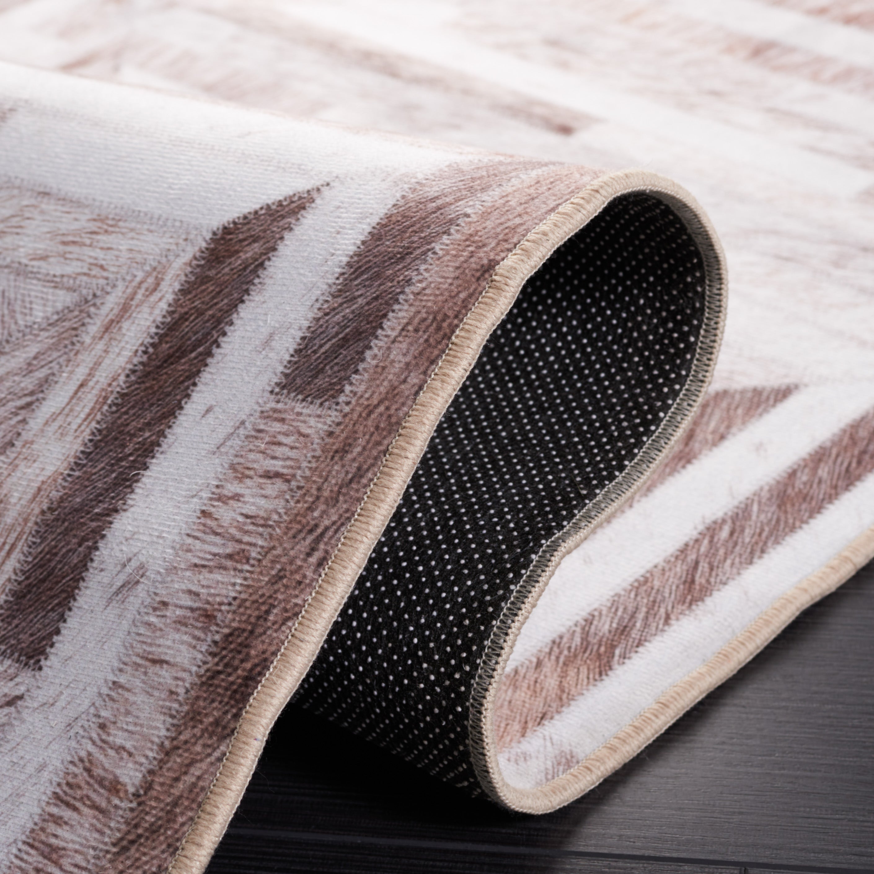 Safavieh Faux Hide 549 Rug, FAH549 - Beige / Brown